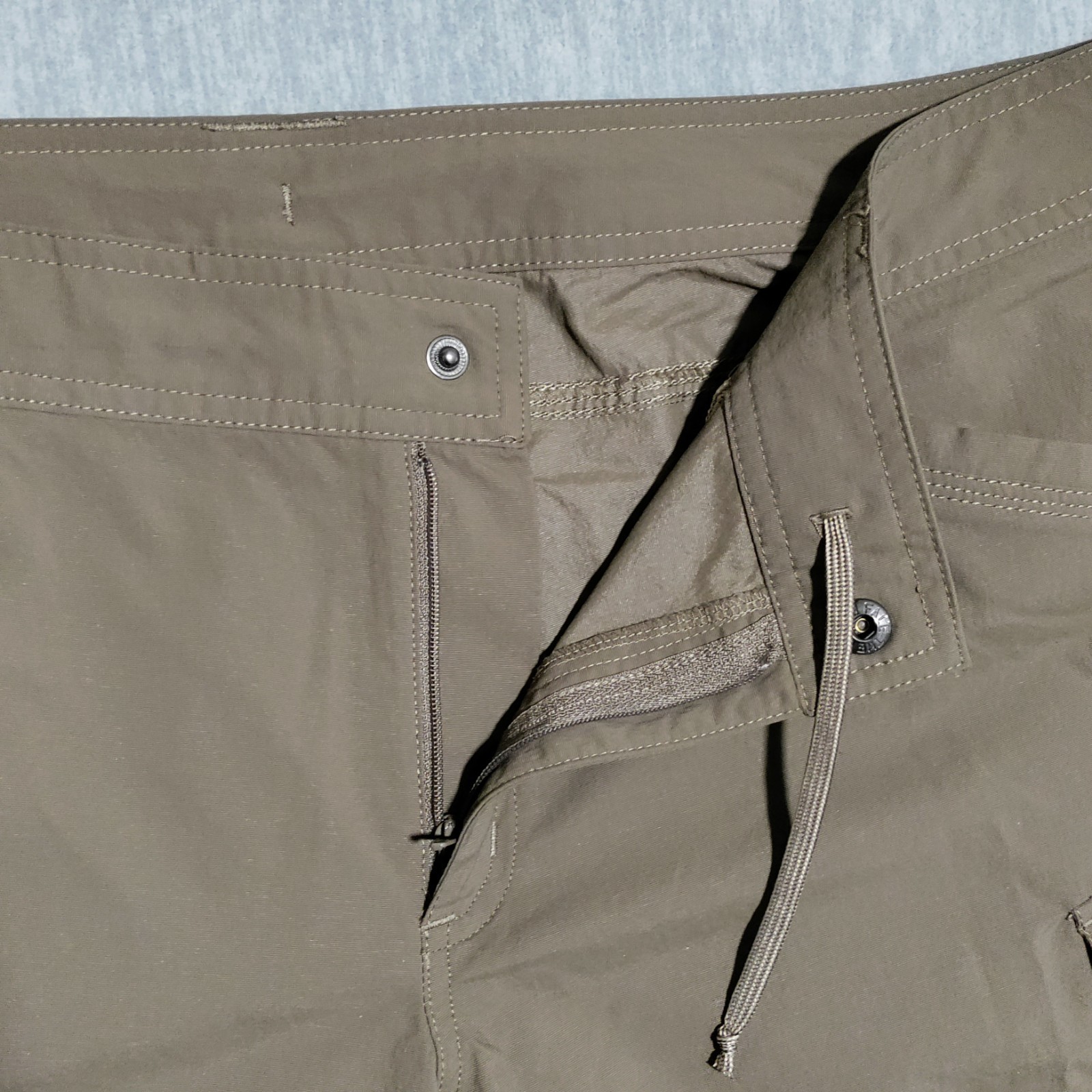 The North Face Convertible Cargo Pants Womens 16 (38×29) Nylon Hiking Outdoor
