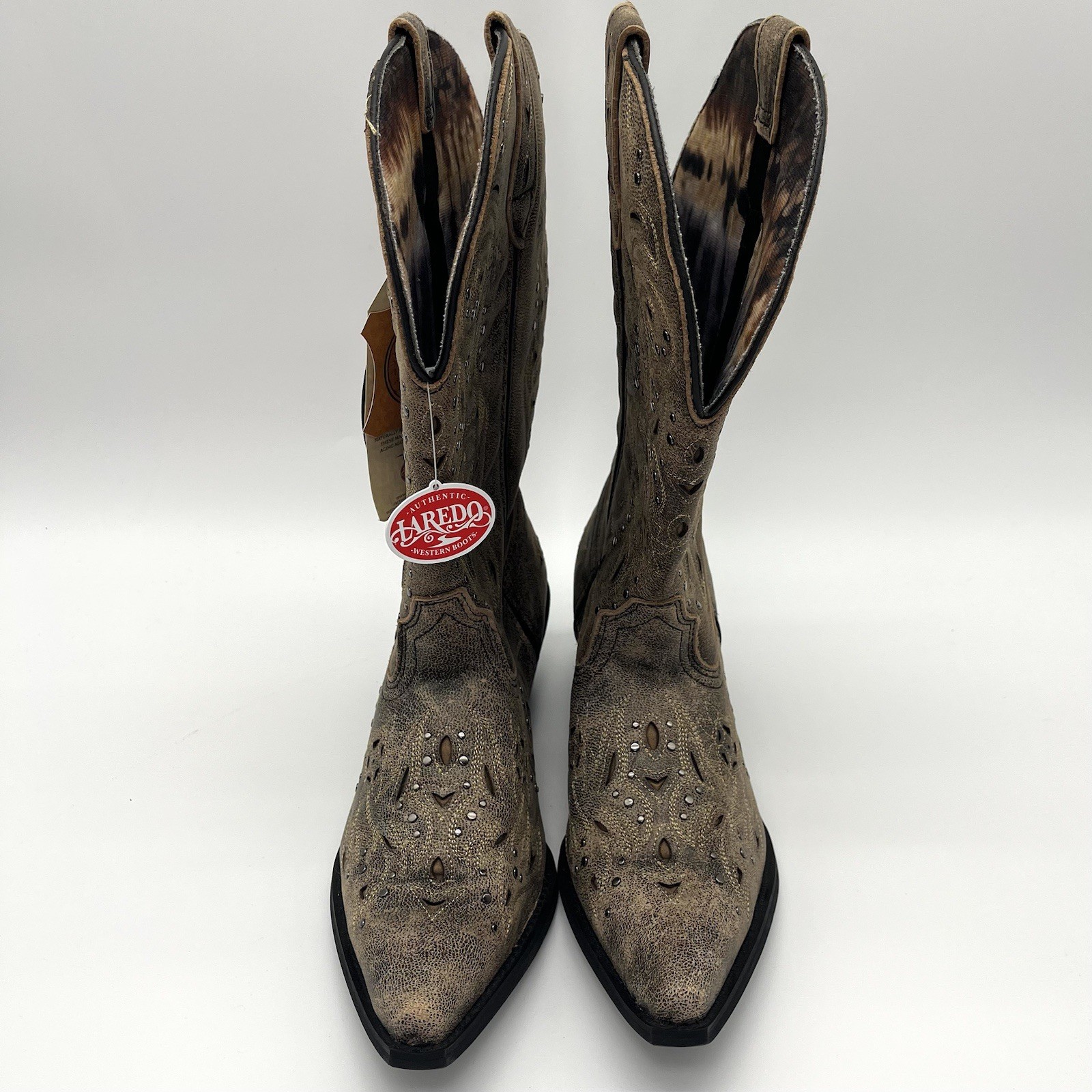 Laredo Boots Women’s 9.5 Wide Western Snip Toe Studded Brown Distressed NEW