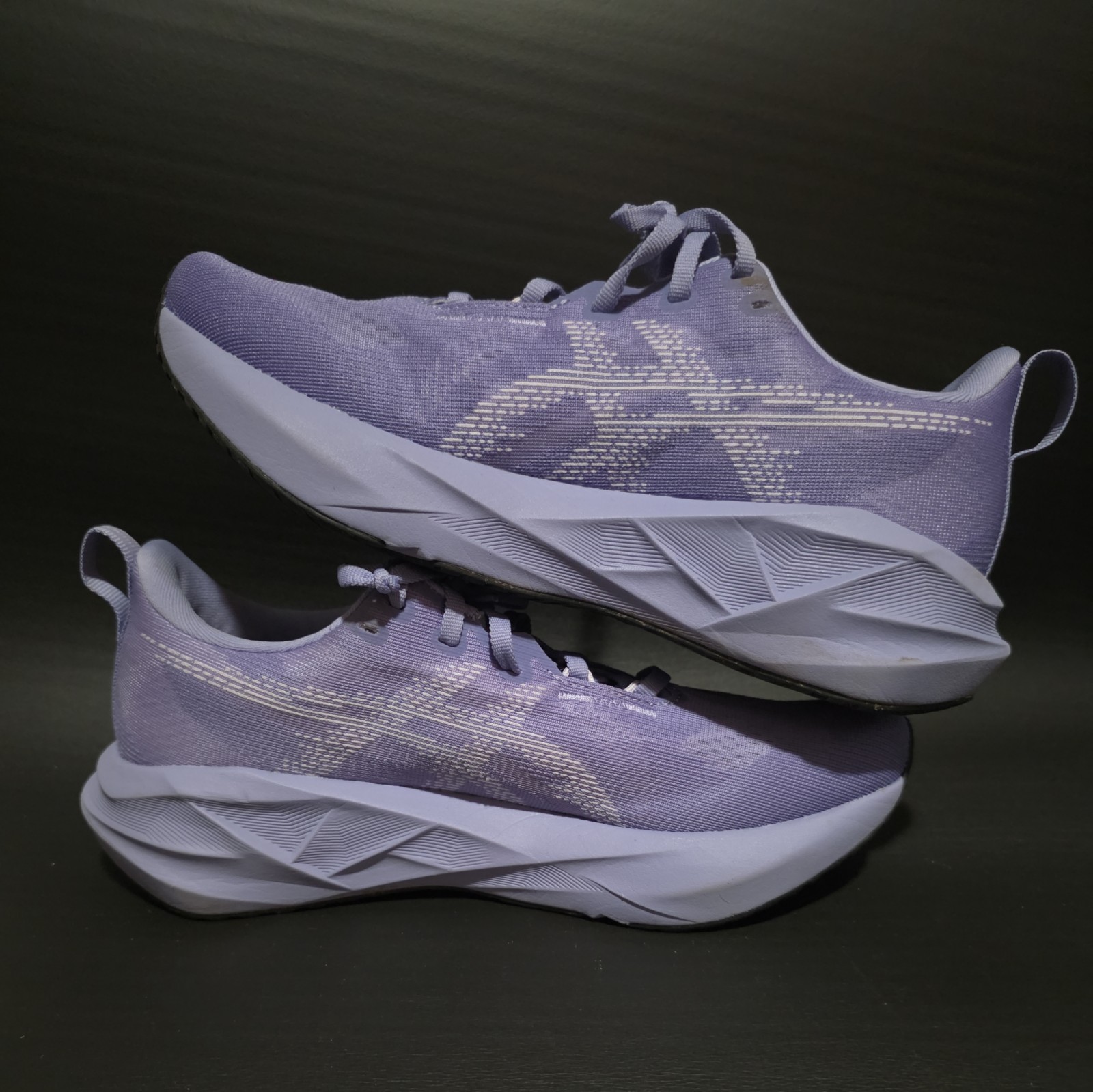Women’s Asics Novablast 5, Dusk Violet/Lilac Hint, 9 Medium US