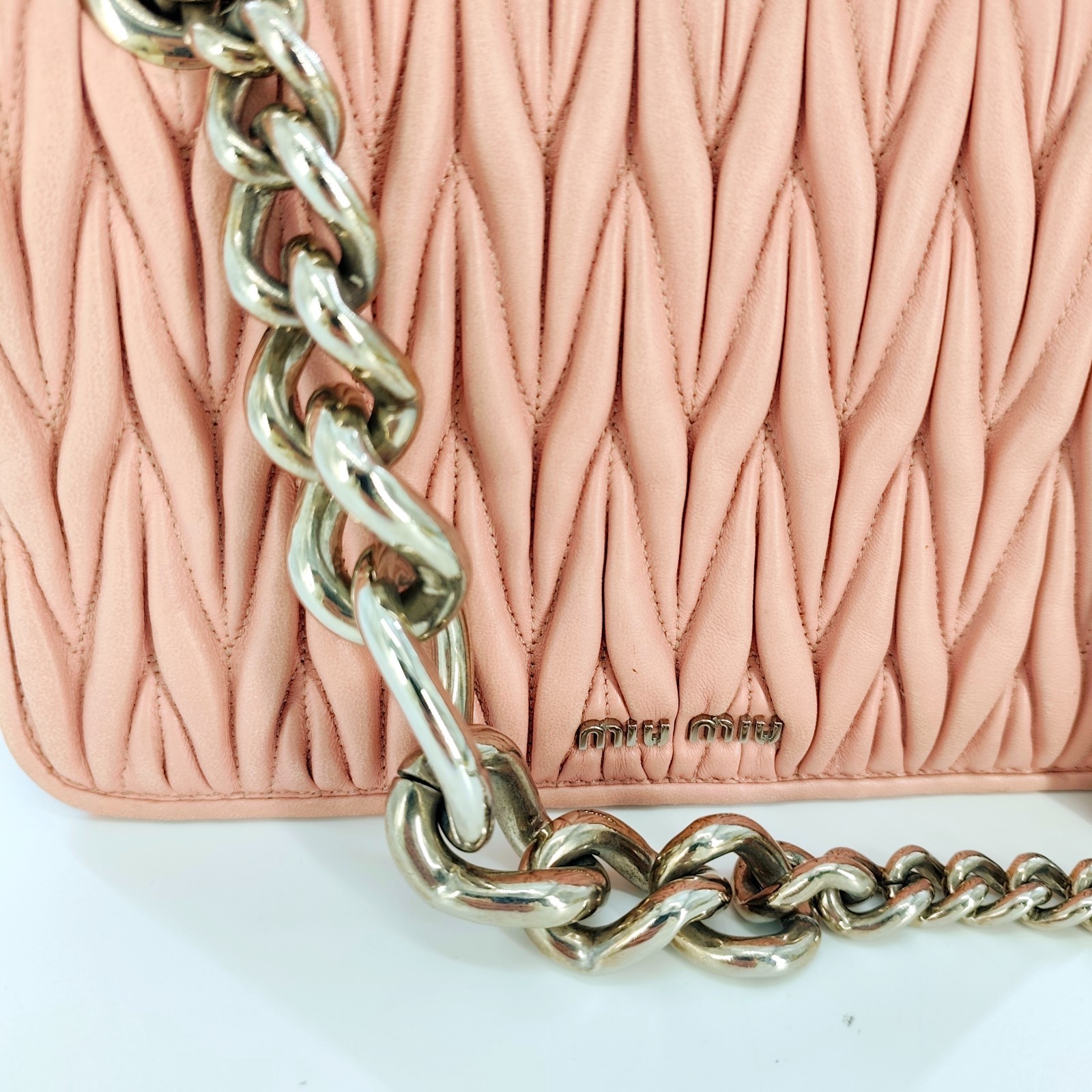 Leather Matelasse Crossbody Bag BF00284