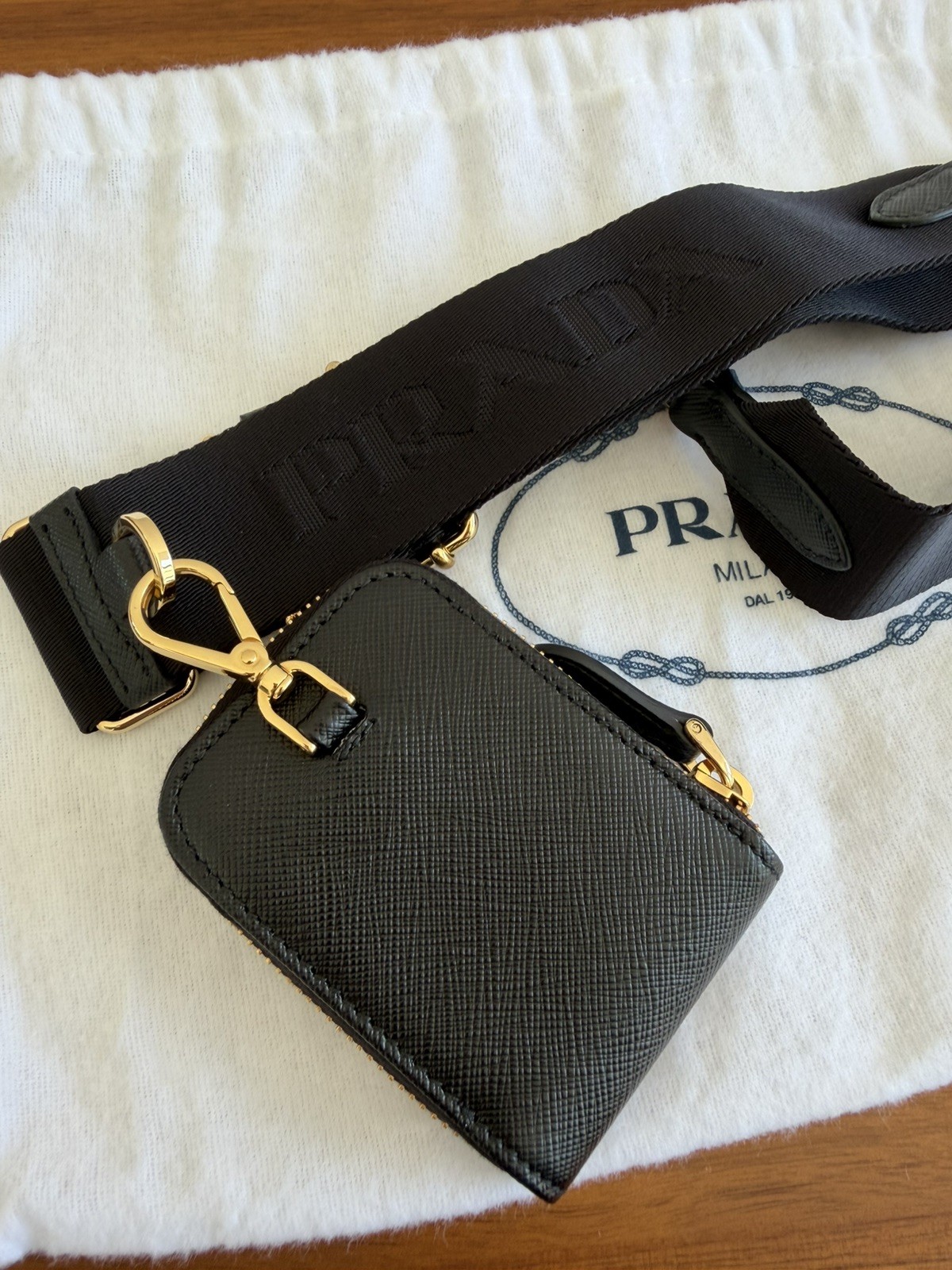 Prada Re-Edition 2005 Saffiano Leather Bag