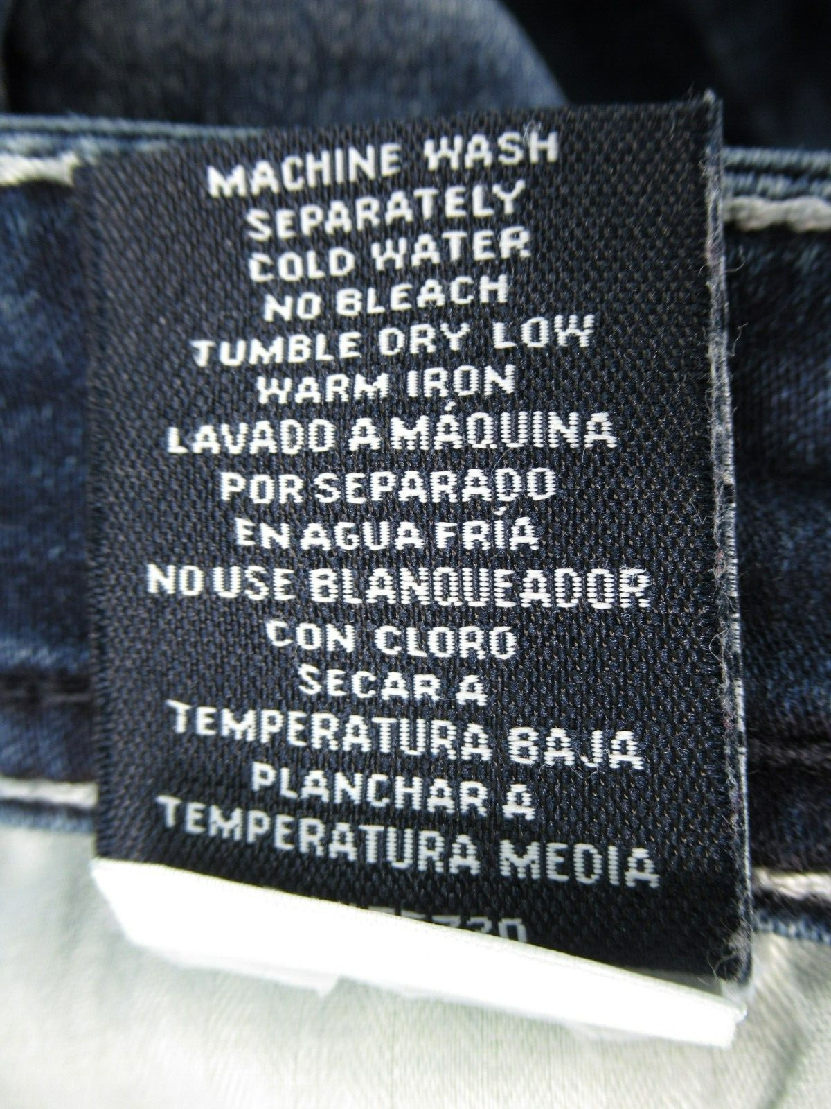BKE Jeans Aiden Men’s 29×30 (Actual 28×28) Boot Cut Leg Medium Wash Blue