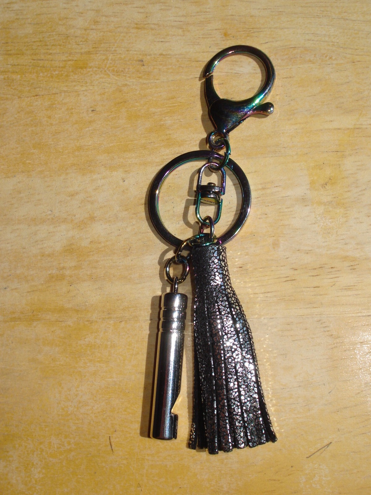 4 3/4″ Drop Emergency Whistle Black & Silver Metalic Hologram Tassel Key Ring