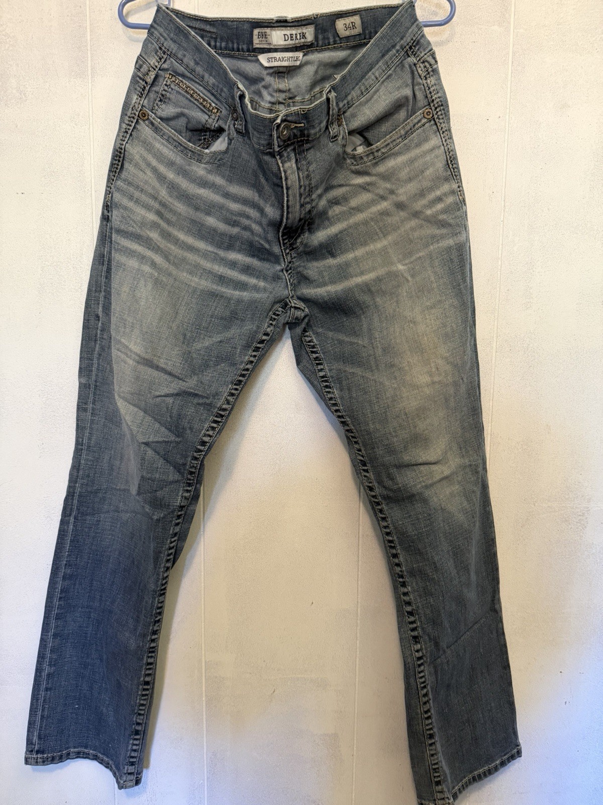 BKE Men’s Straight Fit Straight Leg Blue Denim Jeans Mid Rise Light Wash