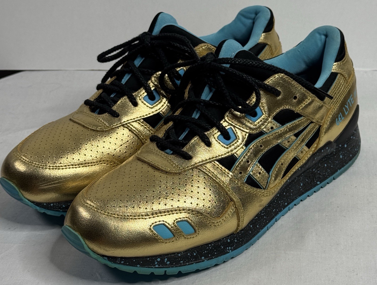ASICS GEL-Lyte III Men’s Low Top Lace-Up Sneaker Gold/Black/Blue H63KK
