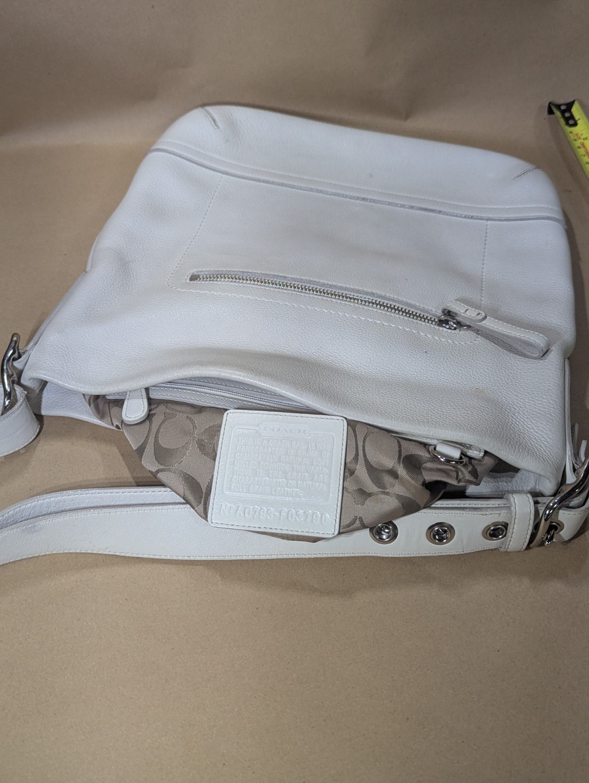 Coach Legacy Pebble Leather Shoulder Bag 1427 Medium Slim Parchment Ivory Used