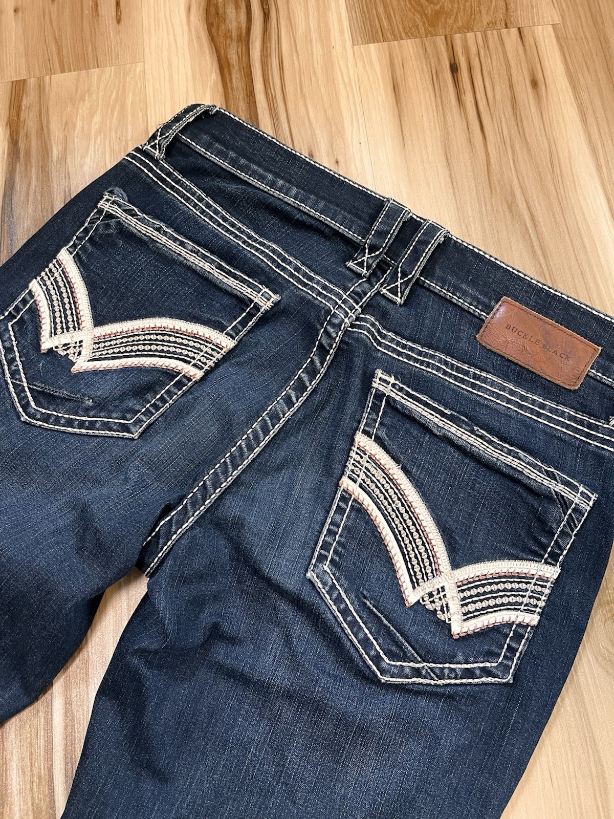 Buckle Black Fit No 3 Bootcut Men’s 32×34 Low Rise Slim Fit Jeans Embroidered