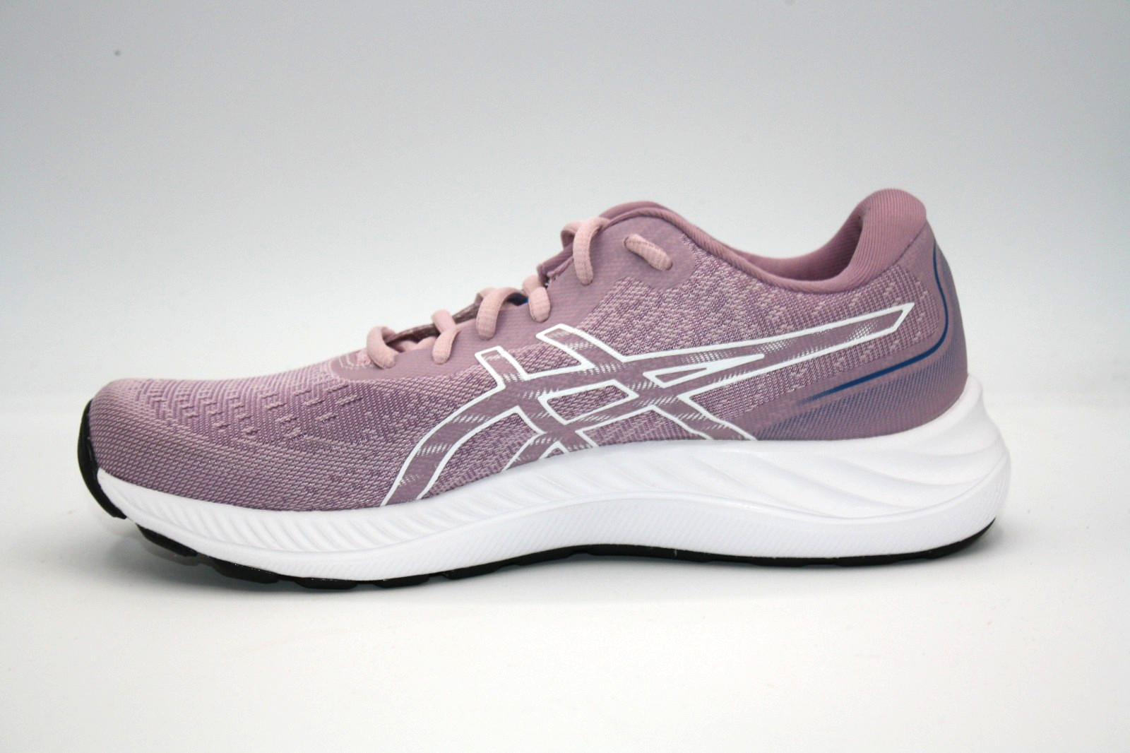 ASICS Gel Excite 9 Womens Training Shoes Size 8.5 Purple / White