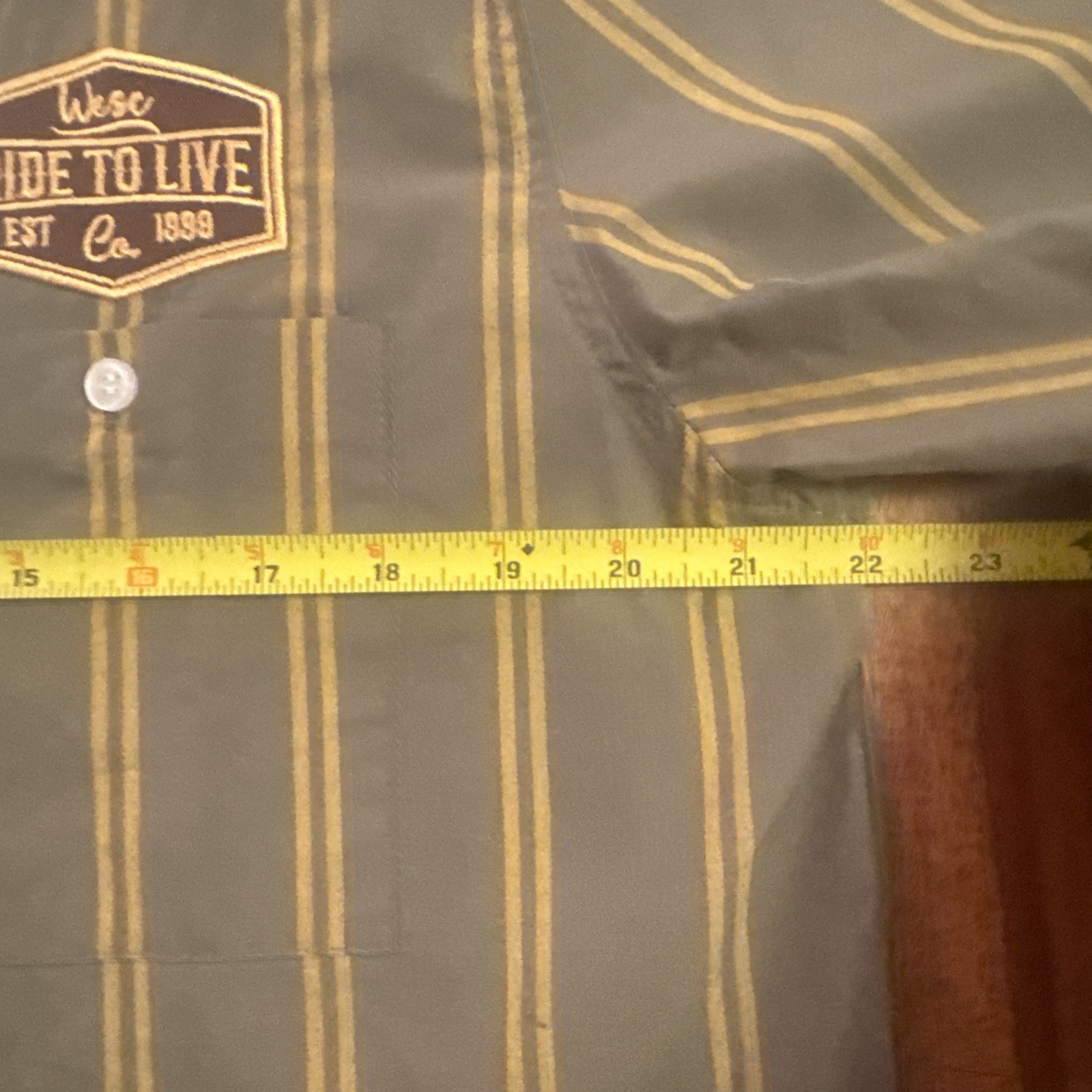 WeSC Men’s Cropped Camp Shirt Olive Green Striped Workwear Button Up Size M NWT