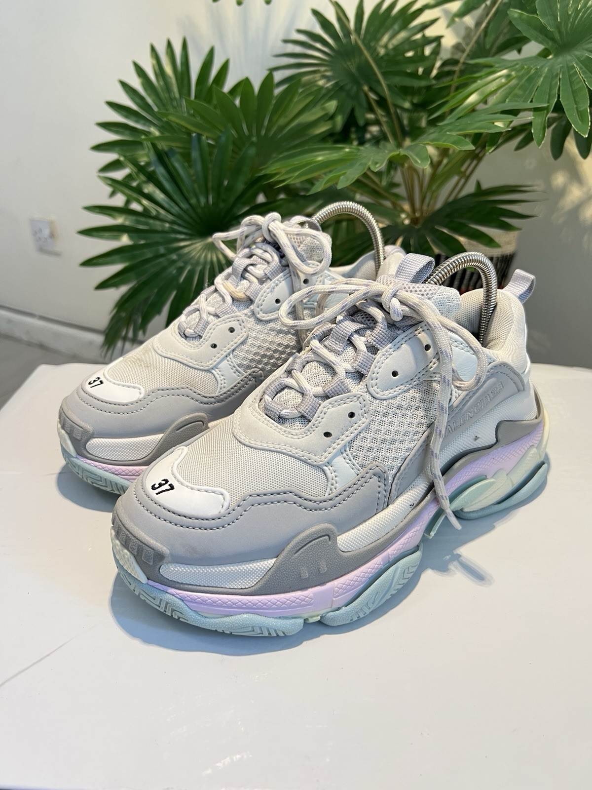 BALENCIAGA Triple S Women’s MultiColor EU 37 || US 7 Chunky Color Block Sneakers