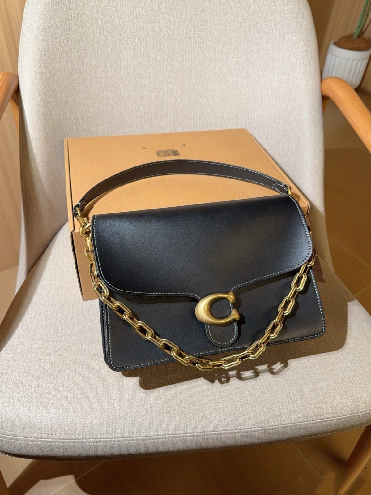 COACH Classic Flap Black Leather Large Shoulder Bag with Chain Crossbody Bag