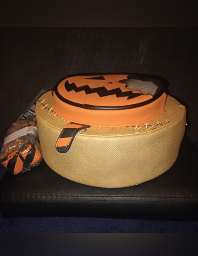 NWT Loungefly Trick ‘r Treat Sam Round Jack-O’-Lantern Crossbody Bag Zip Strap