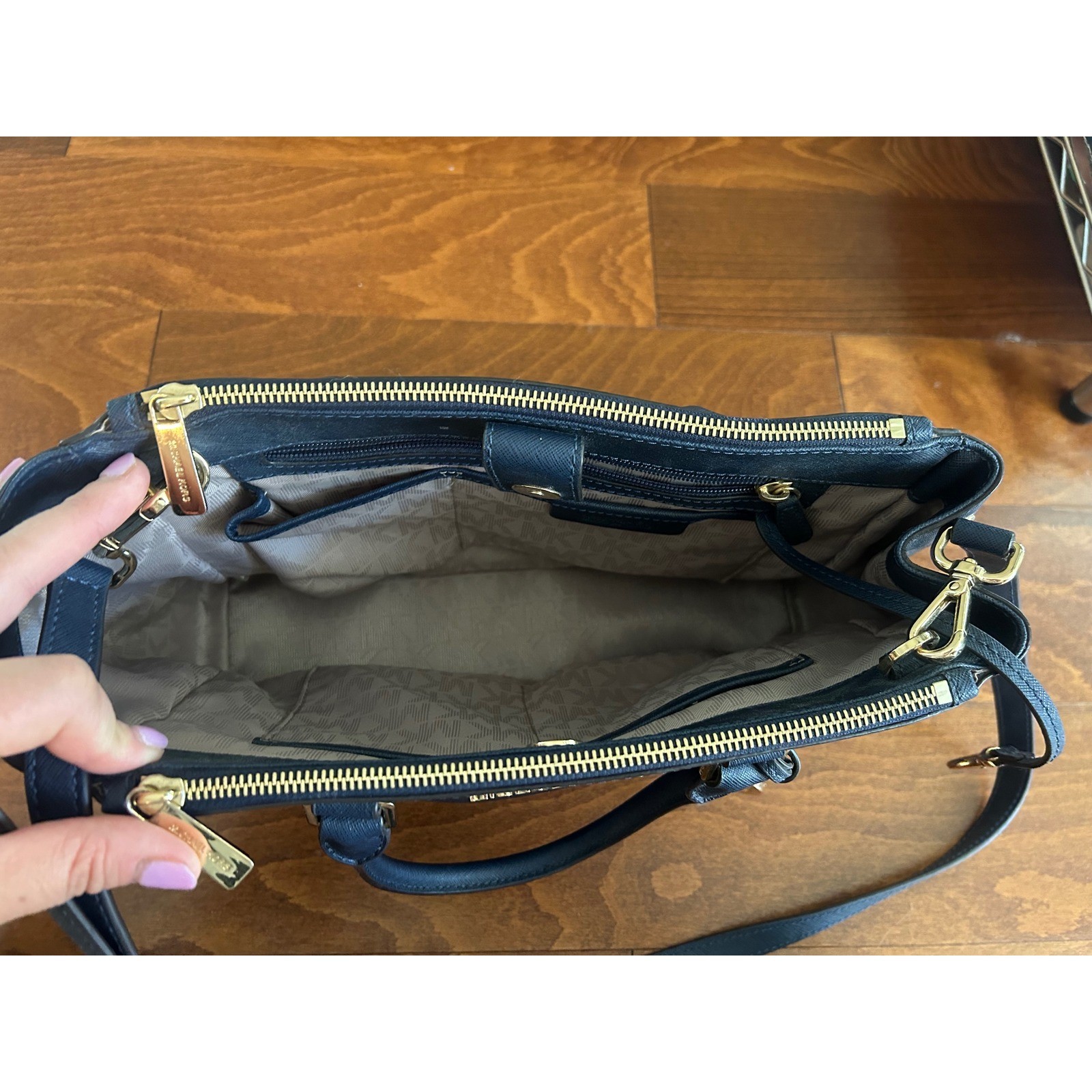 Michael Kors Savannah Navy Blue Saffiano Leather Satchel Crossbody Bag Gold Tone