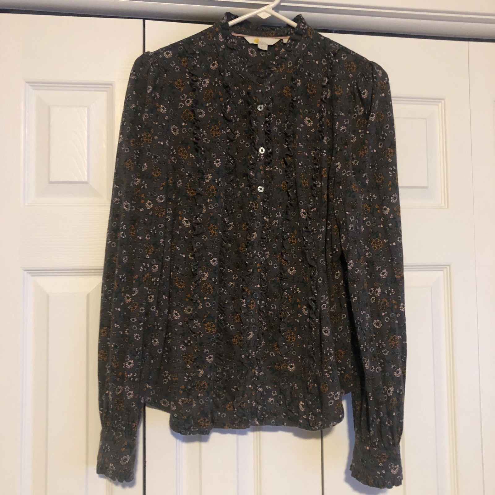 Boden Ditzy Floral Print Gray Ruffle Blouse Women’s Size 12 Boho Cottagecore