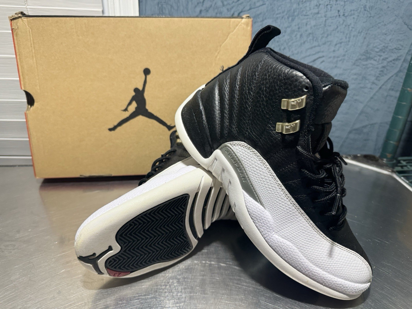 Jordan 12 Playoff Sneakers Size 7 USED CT8013-006