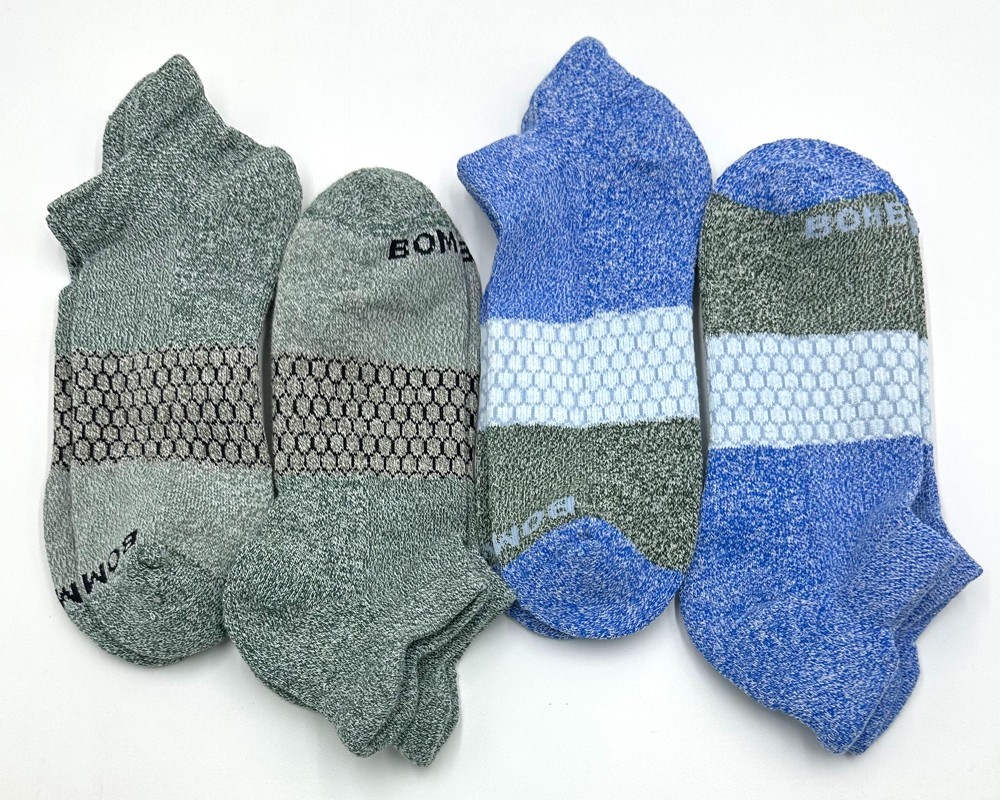 BOMBAS 4 pairs Men’s Tri-Block Ankle Socks cushion Size Large 2 Colors Mix
