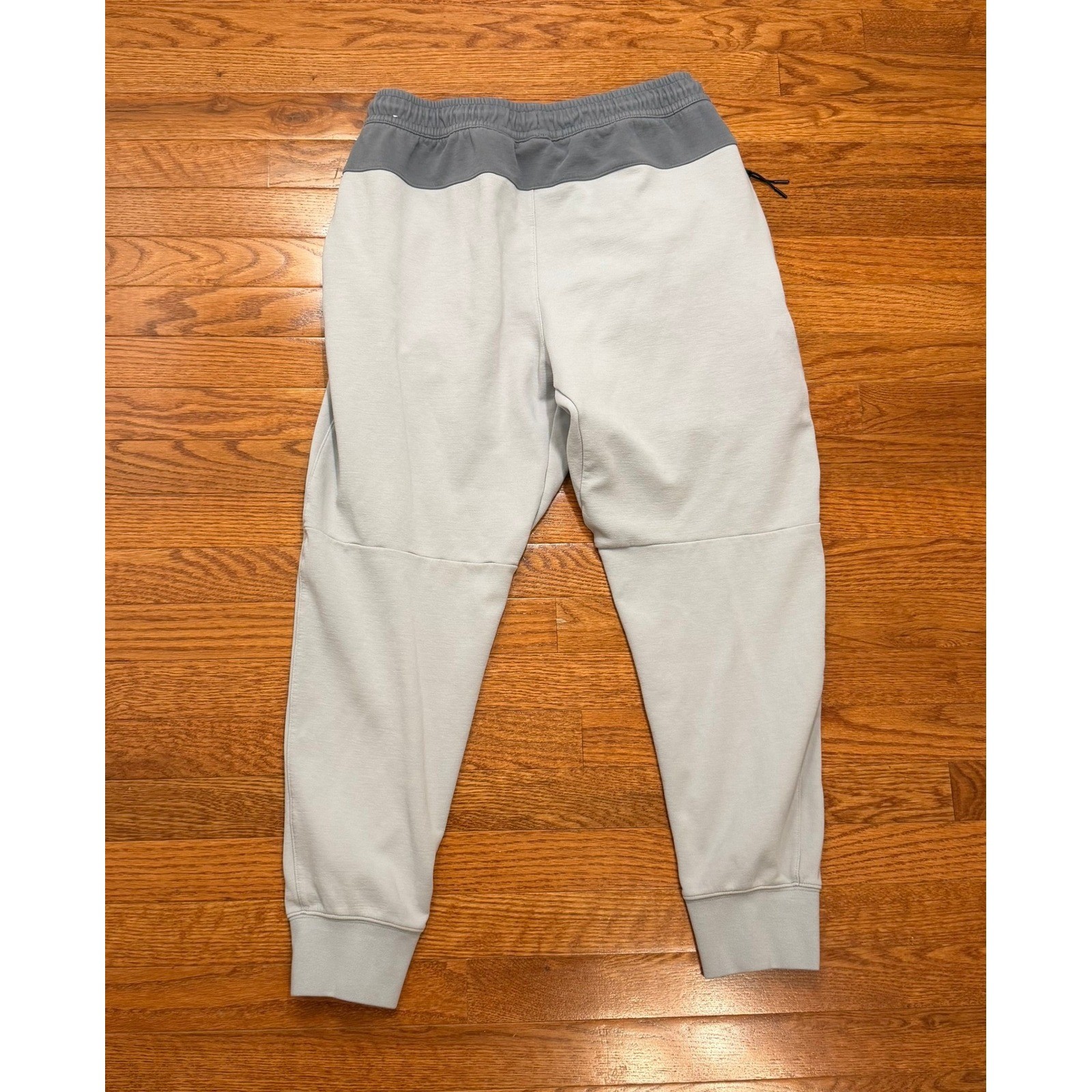 Nike Tech Fleece Joggers Sweatpants Mens Large 26″ Light Gray DD5293-077 Gym