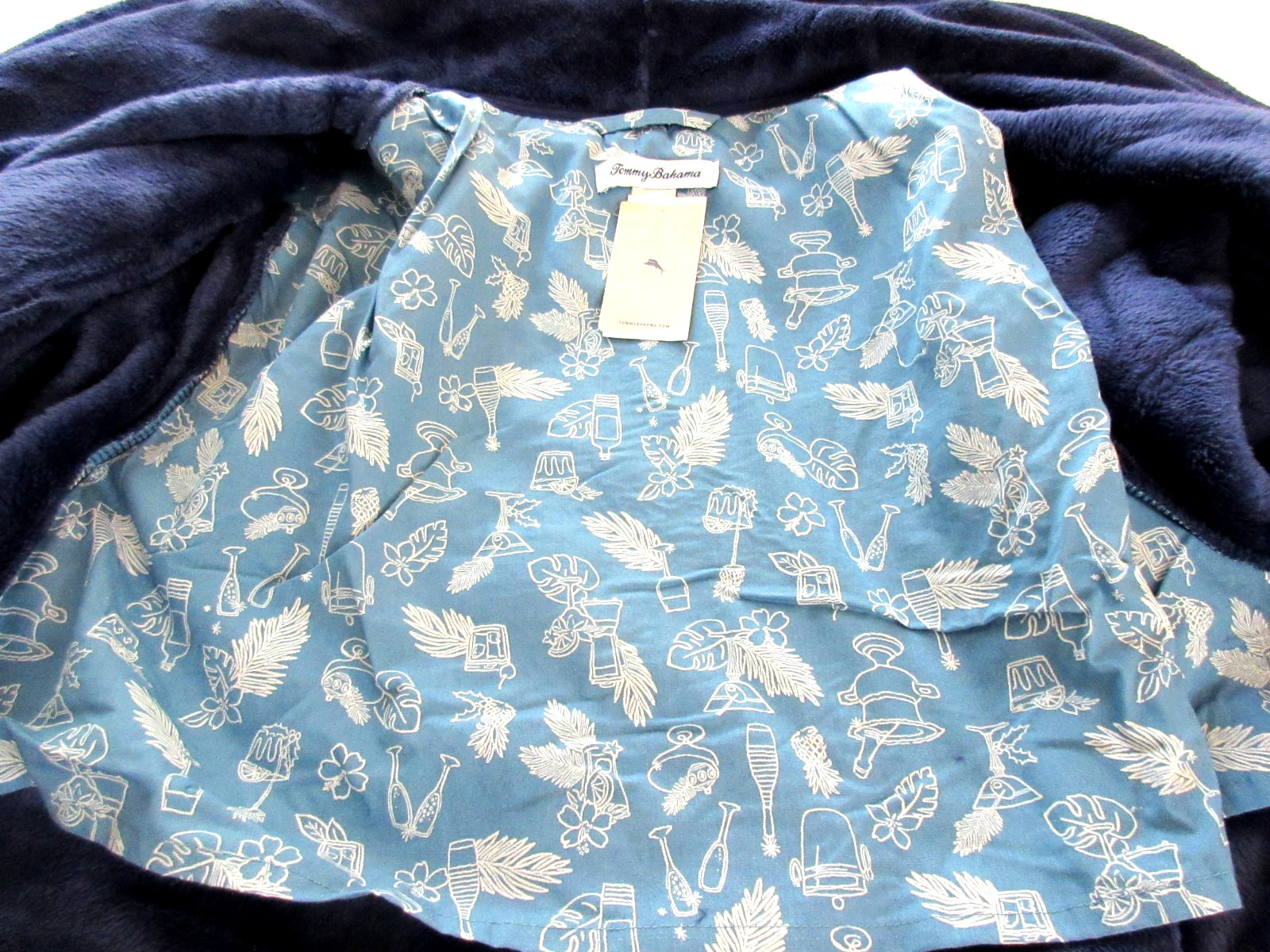 Tommy Bahama Men’s Plush Marlin Embroidered Cozy Robe Navy Blue Relax NWT