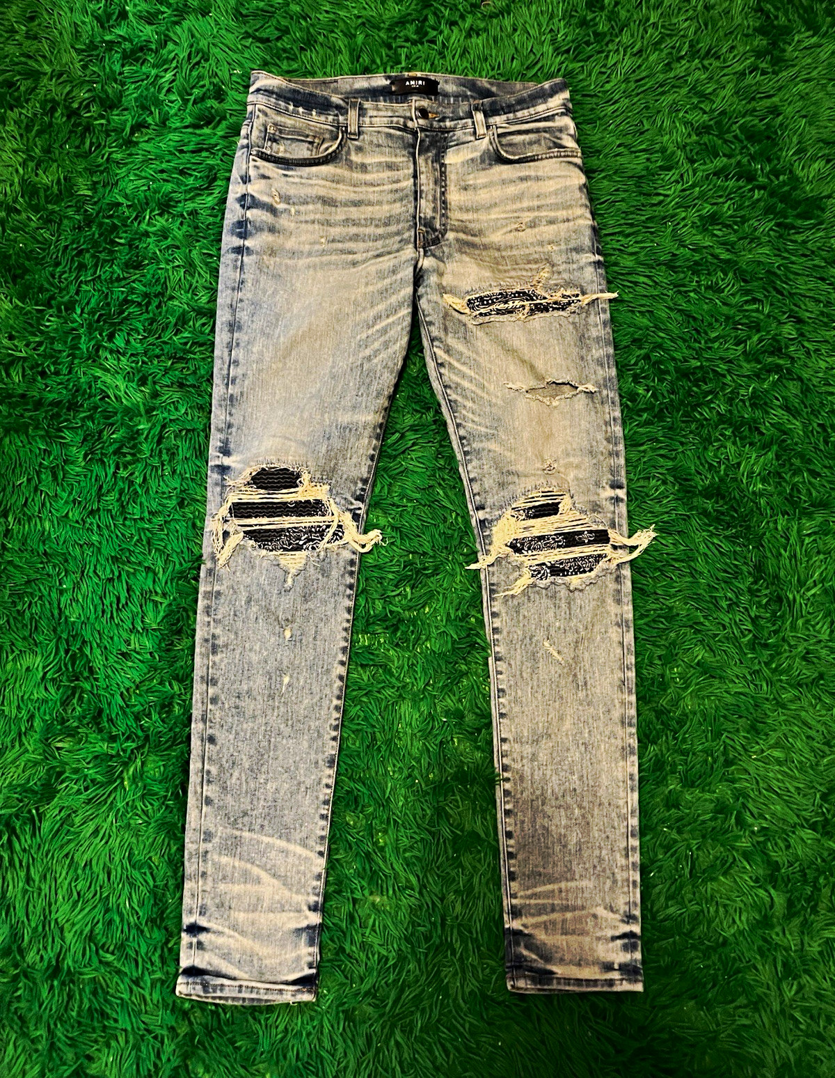 Amiri MX1 dirty indigo bandana patch jeans size 34