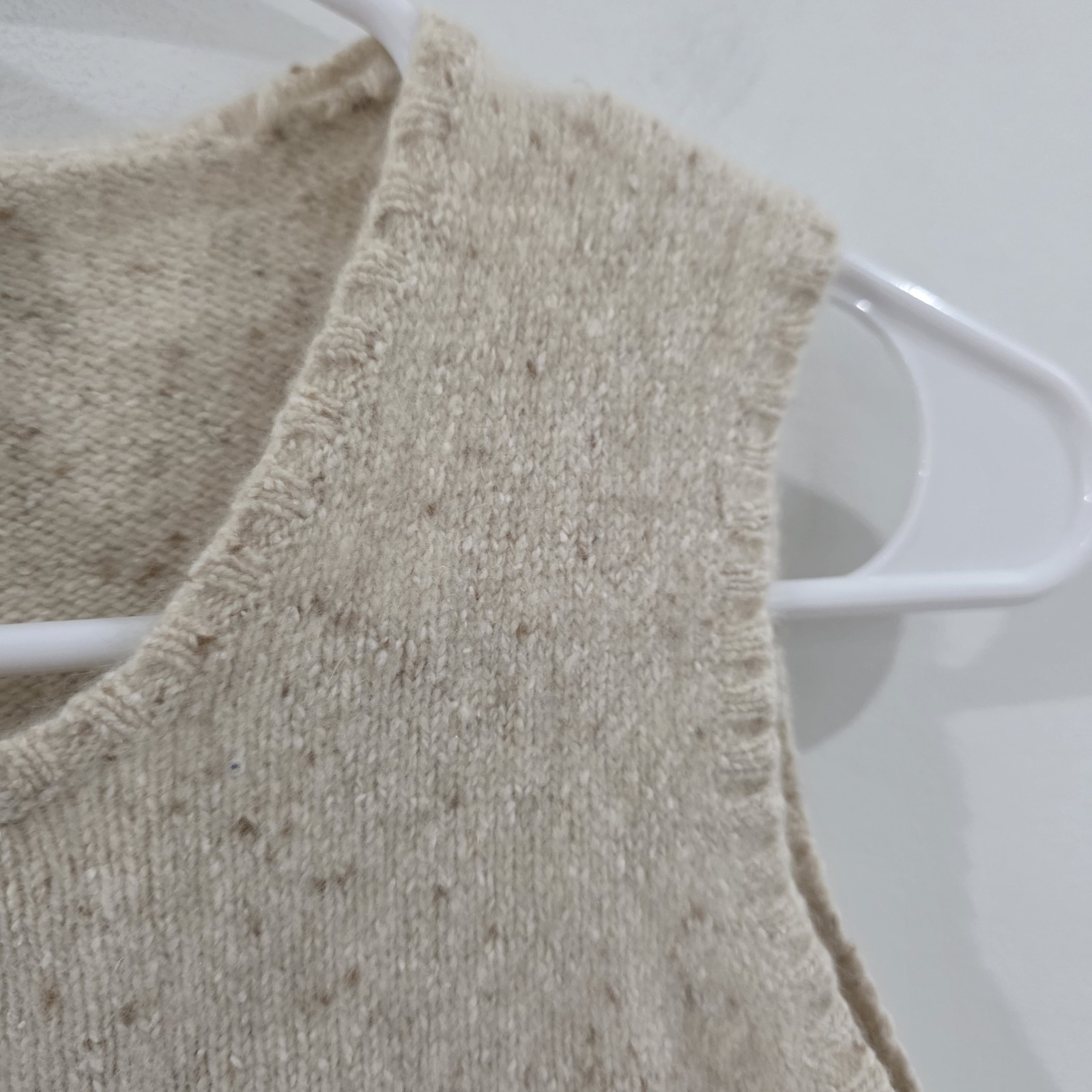 Womens Cashmere Silk Wool Sweater Vest Size Medium Granola Cream Academia