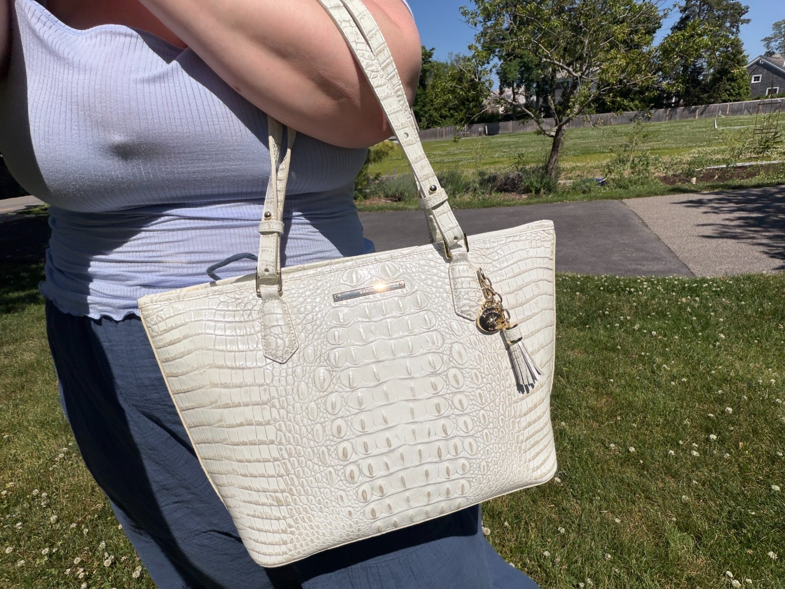 Brahmin Medium Asher Tote – White Croc Embossed Melbourne Leather w Tassel Charm