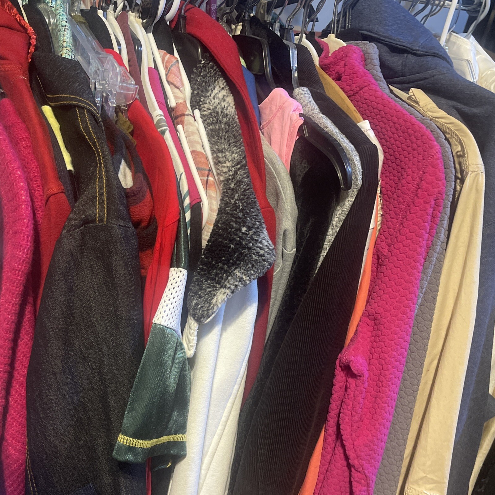 Size Small BUNDLE SEE DESCRIPTION20 ITEMS RANDOM PULL