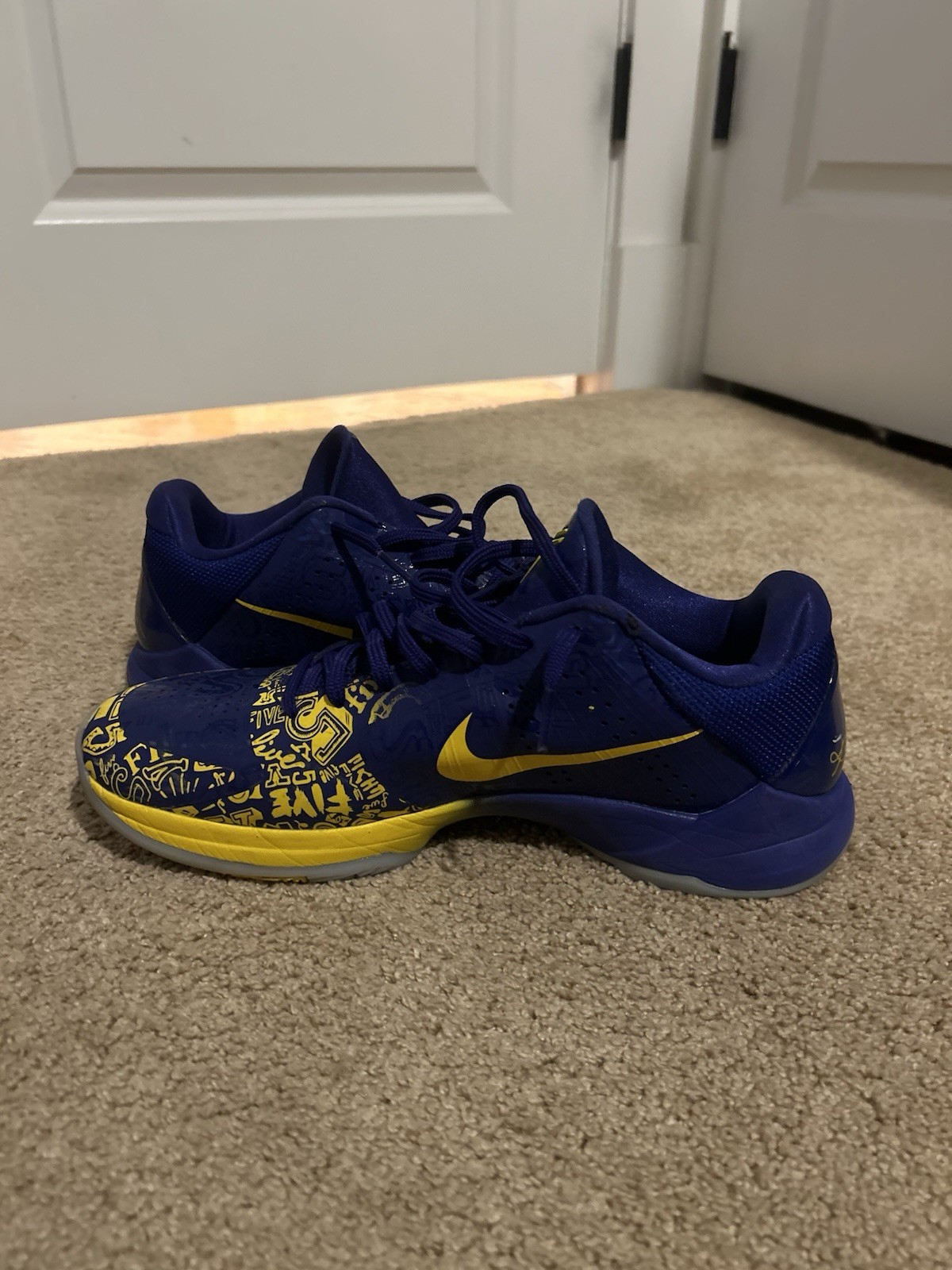 Size 10.5 – Nike Zoom Kobe 5 Protro 2020 5 Rings – Clean – replacement box ￼