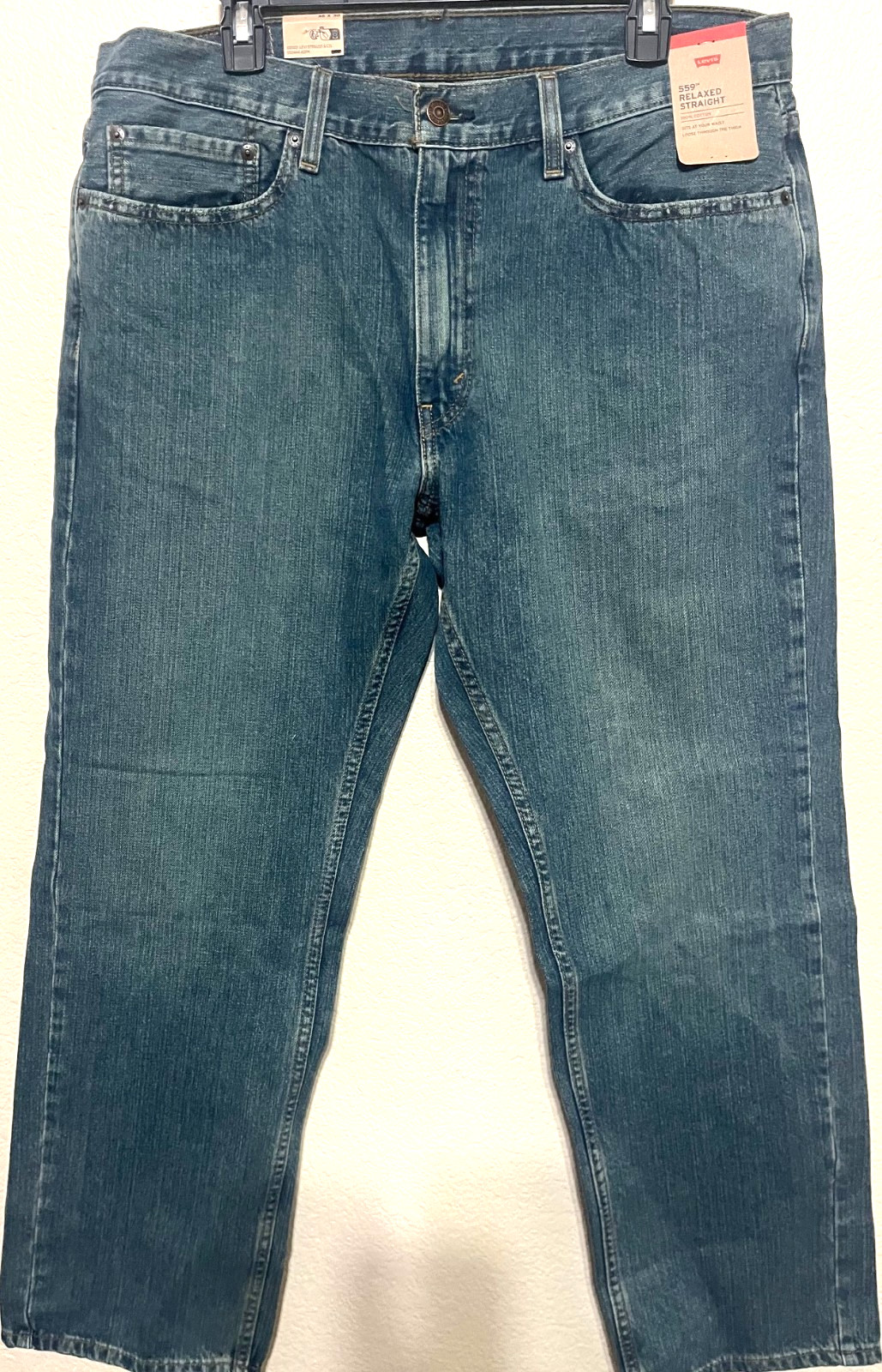 NWT MEN LEVI’S 559 0733 RELAXED STRAIGHT 100% COTTON SET @ WAIST BLUE JEANS PANT
