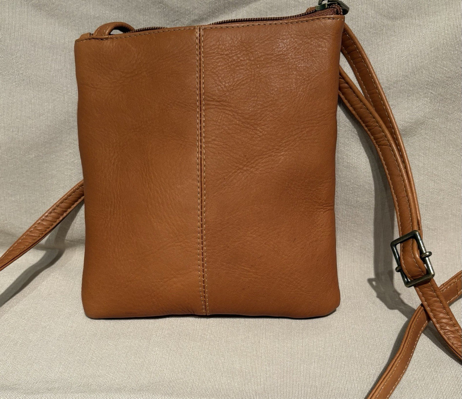Le Donne Leather Collection Crossbody Purse