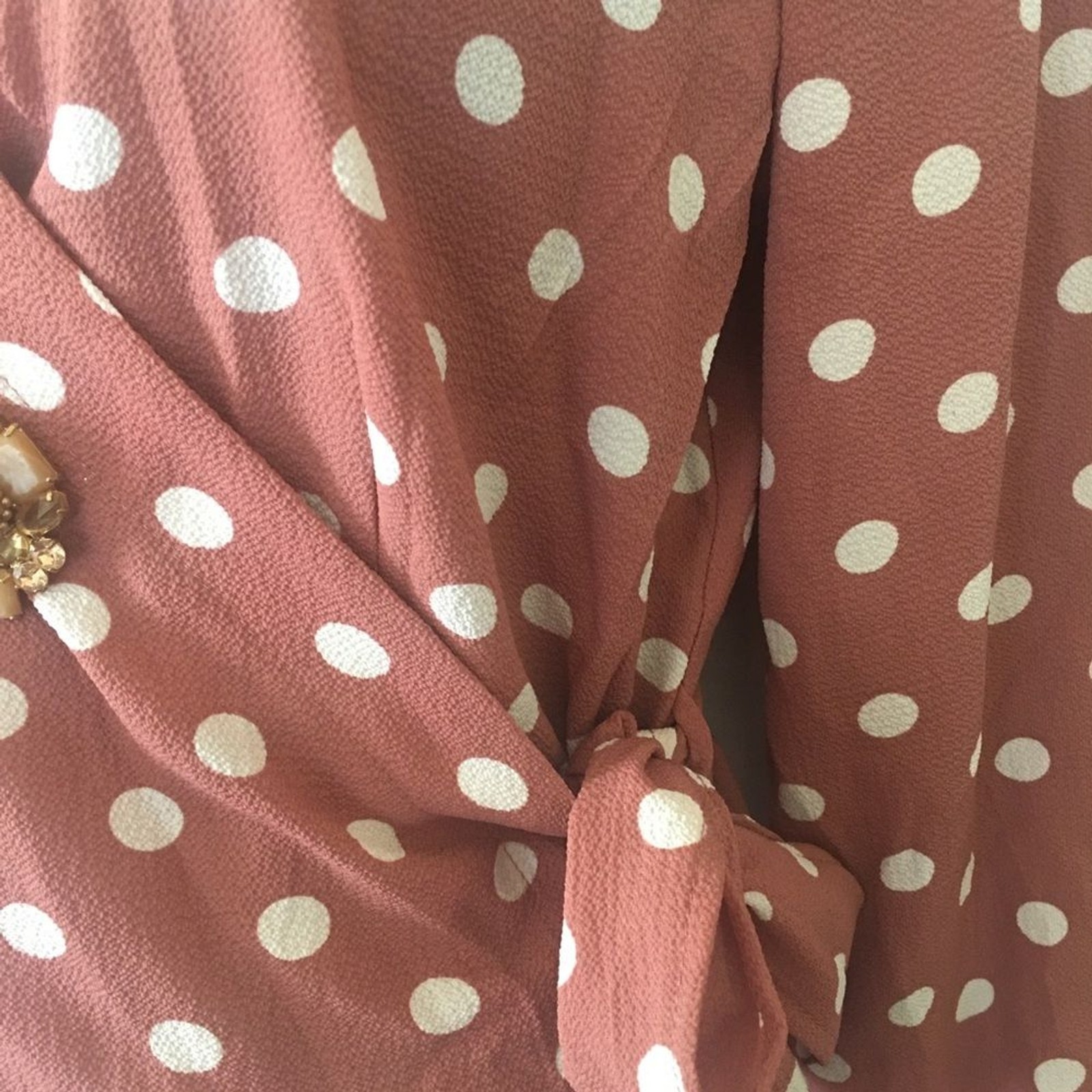 Pink pocket dot top