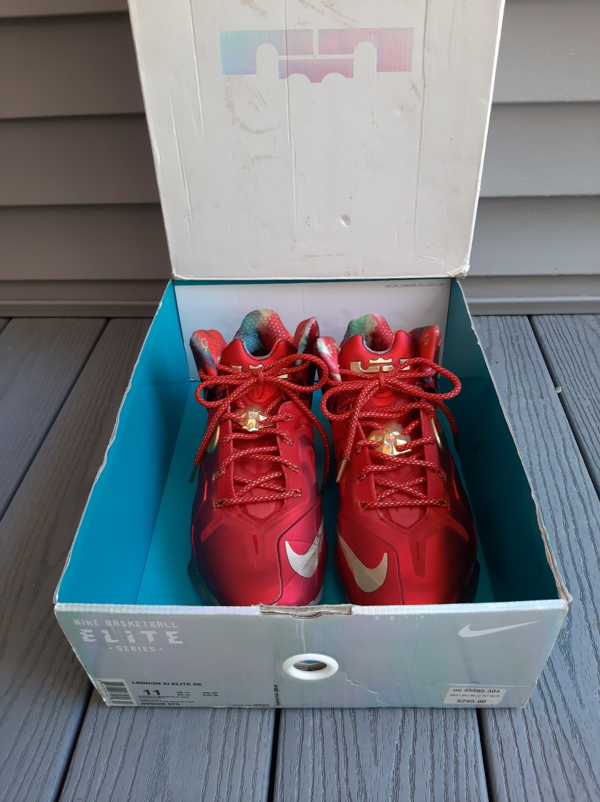 Nike LeBron XI Elite SE Championship University Red Metallic Gold Size 11