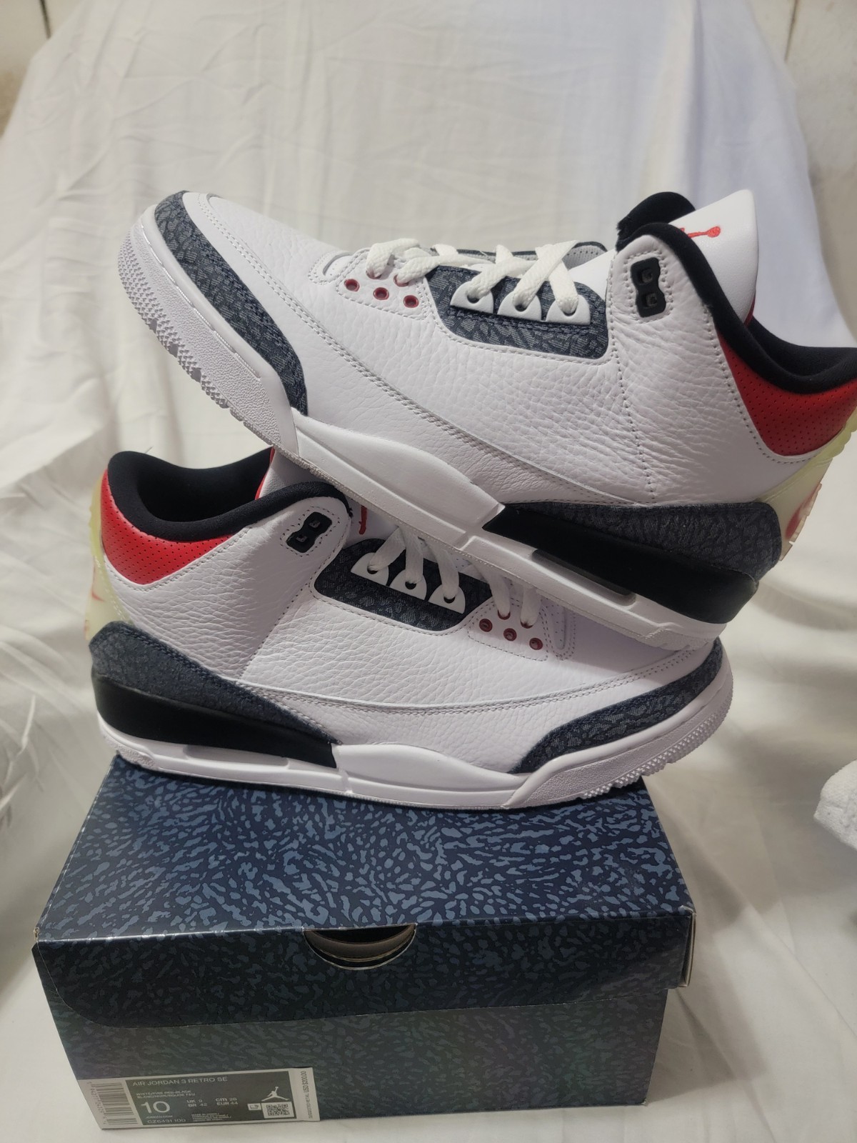 Size 10 – Jordan 3 Retro Denim SE Fire Red 2020