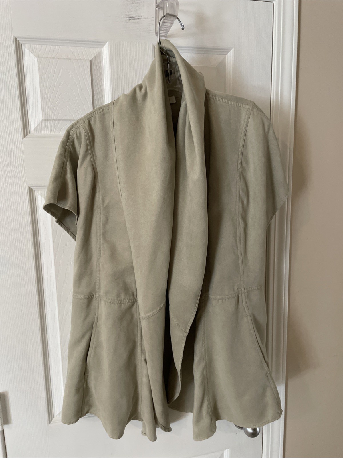 Chicos Women Pretty Beige beautiful Gorgeous Open Front Jacket Cardigan Sz 0