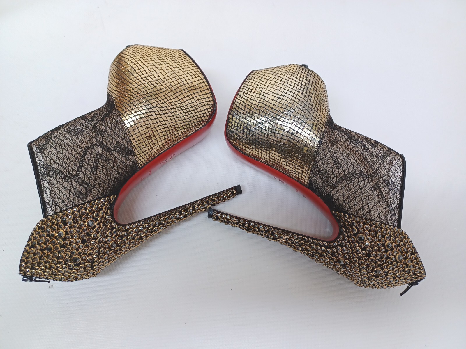 $3600 CHRISTIAN LOUBOUTIN 37 Booties Heels Aeronotoc Strass Platform Gold 160