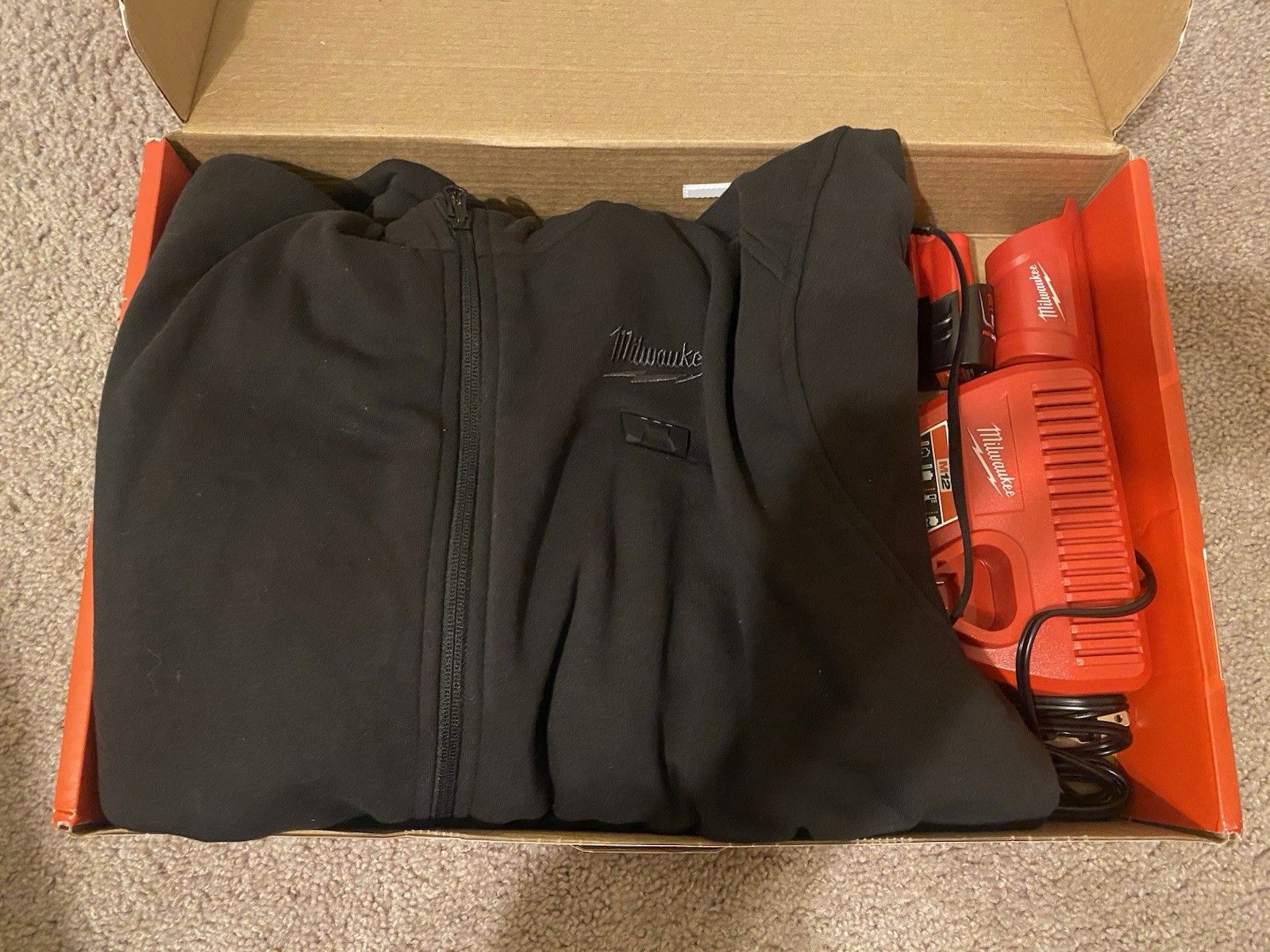 Milwaukee M12 Heated Jacket with Battery and Charger Hexon Technology