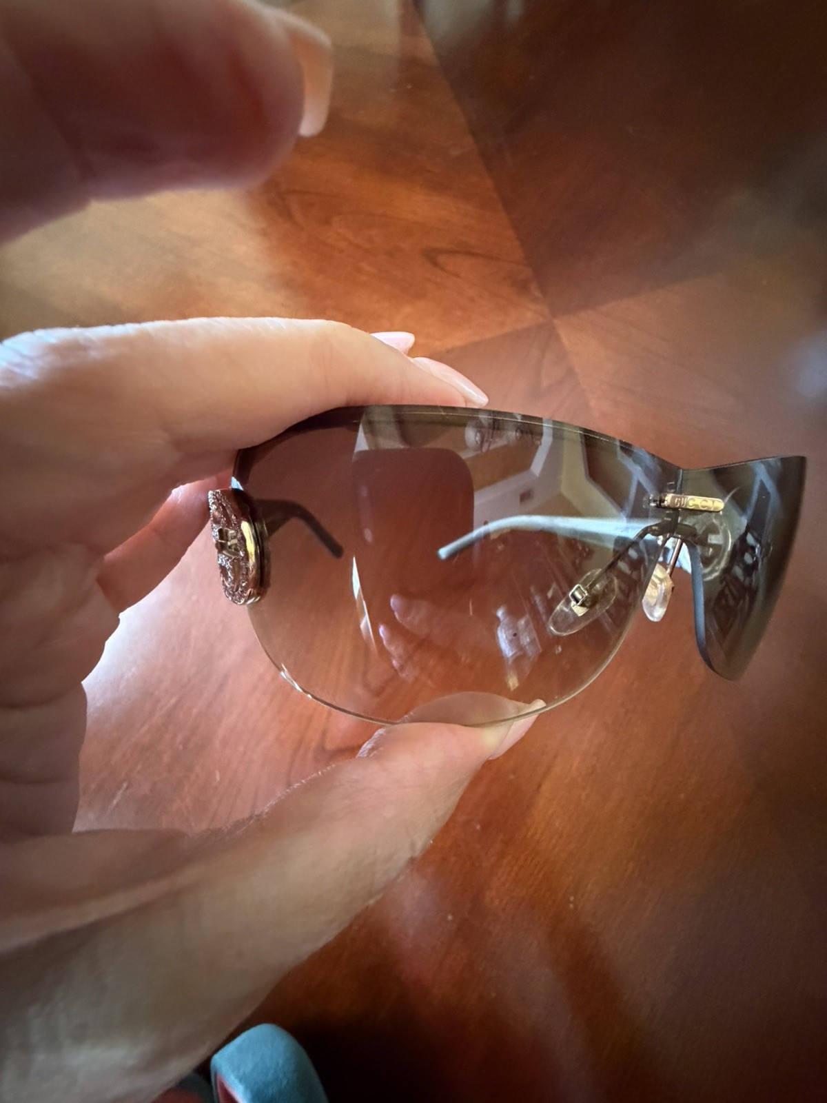 Authentic Gucci GG 4224/S Rimless Oversized Shield Sunglasses Gray Lens
