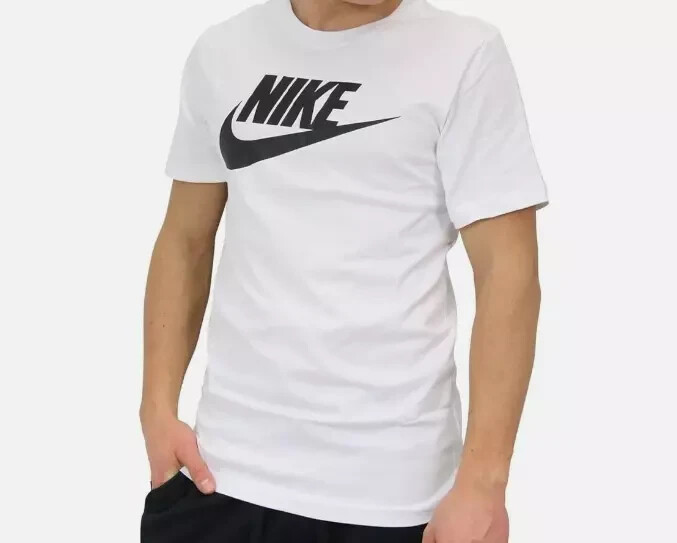 Nike Men’s Sportswear T-Shirt Active Short Sleeve Graphic Tee