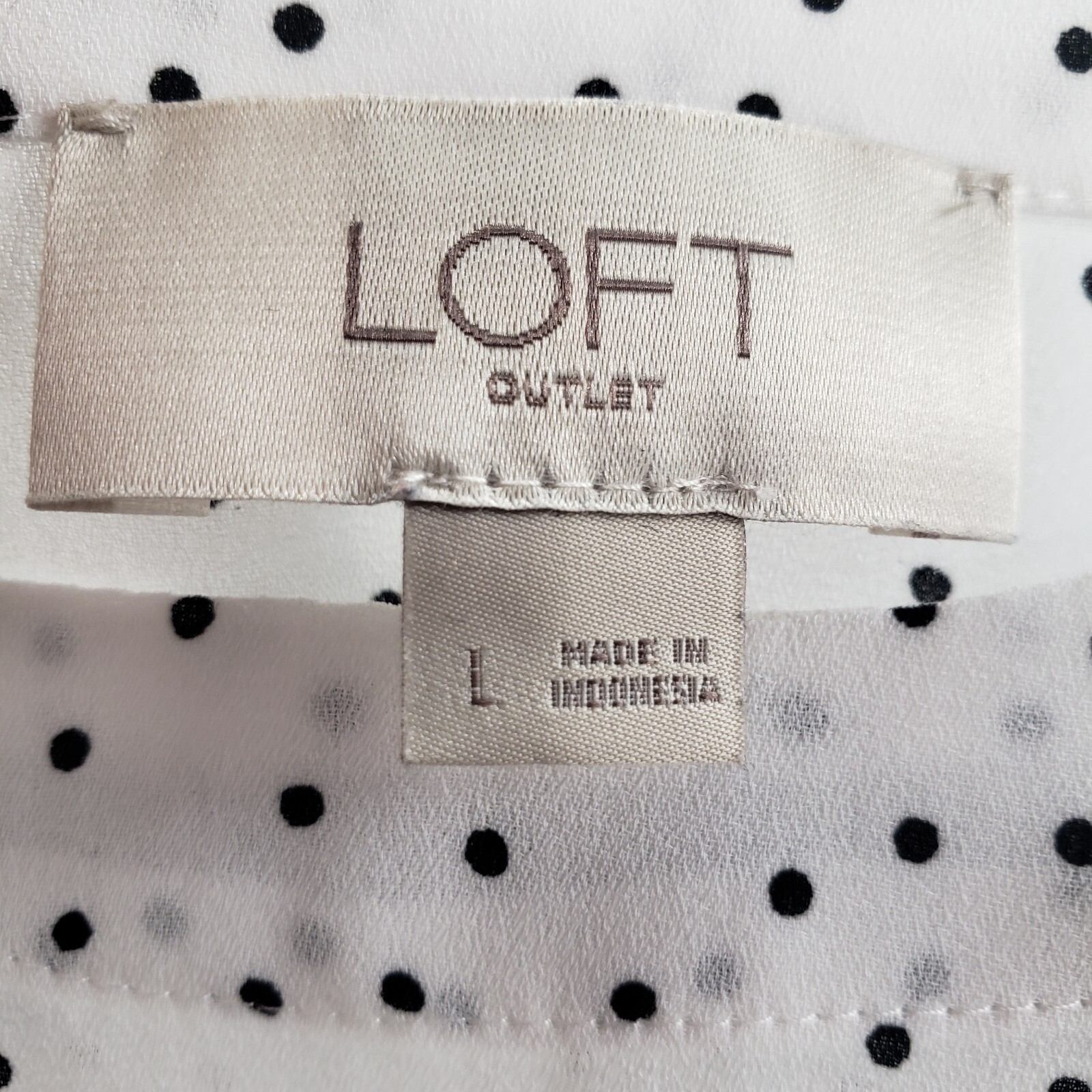 LOFT Large Polka Dot Blouse Womens White Black Button Accent Short Sleeve Top