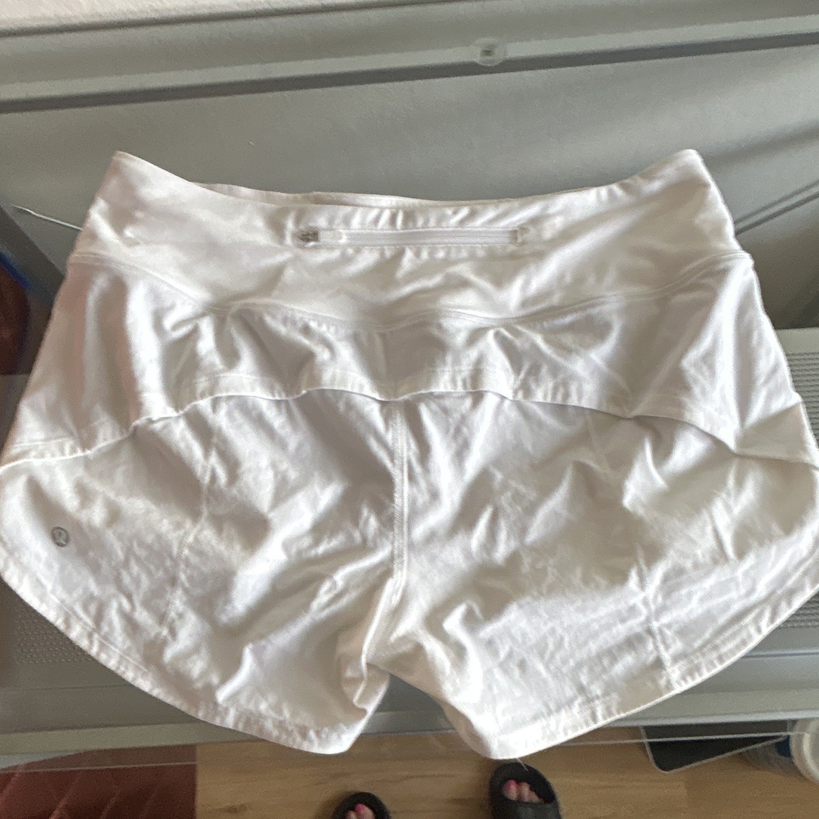 lululemon Women’s White Solid Athletic Shorts Polyester/Elastane Gym Running