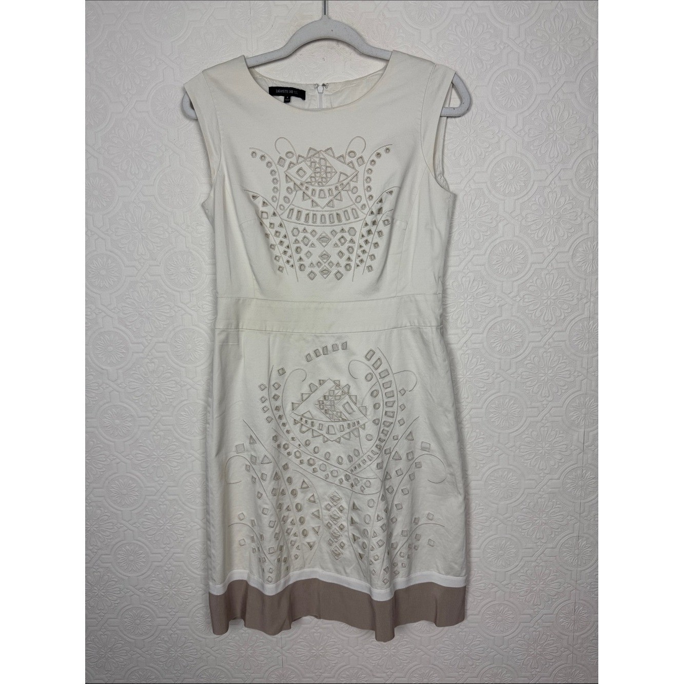 Lafayette 148 New York White Embroidered Sheath Dress Size 4 Career Cocktail