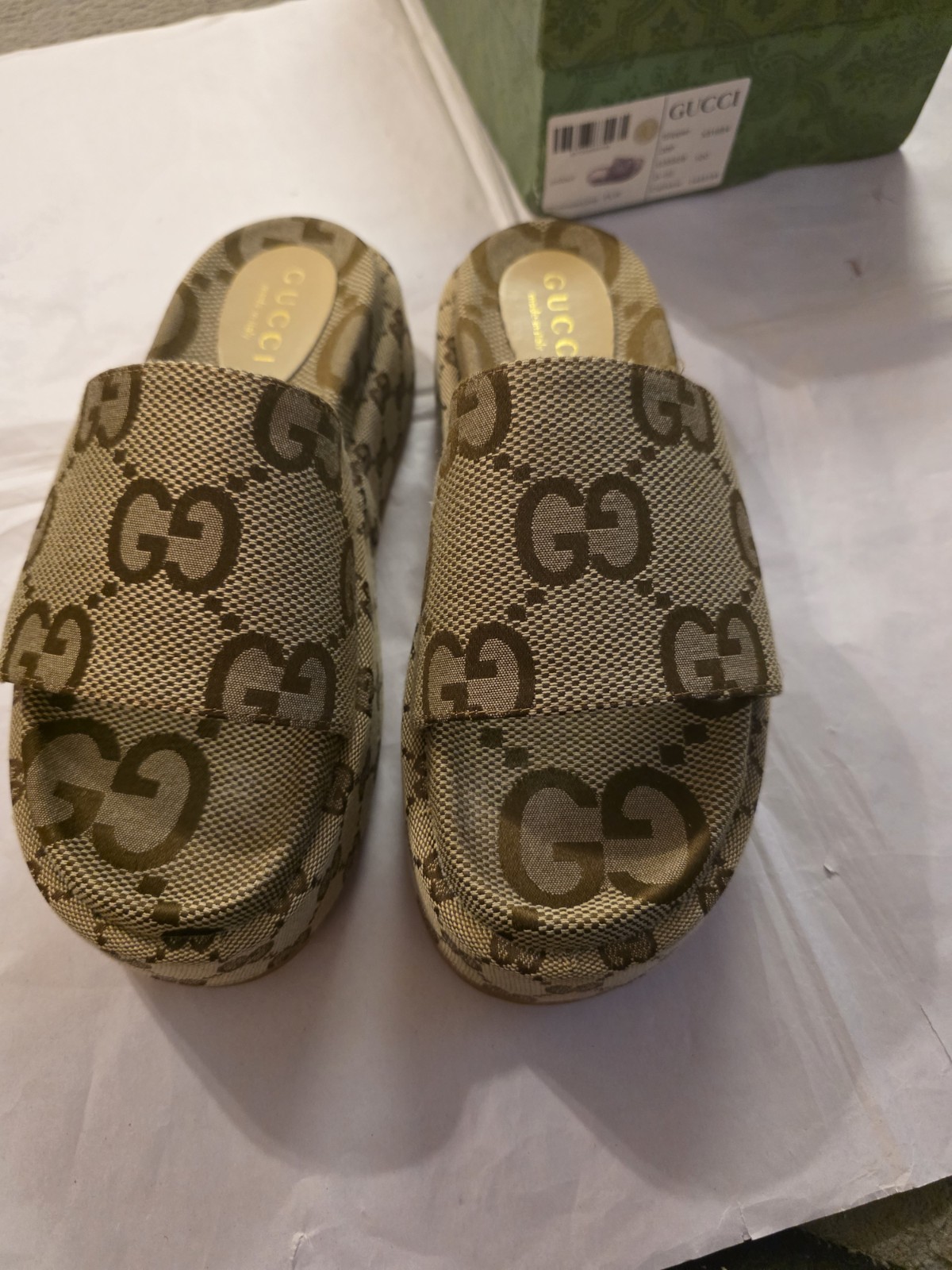 Gucci Platform Slippers Size 40 US 9.5 Women In Box Mint!!