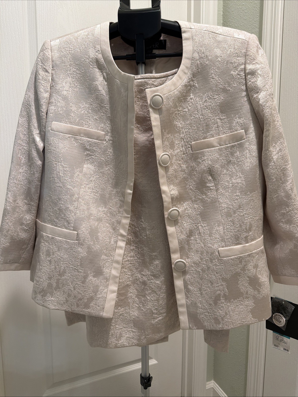 Kasper Women’s Ivory Polyester Blend 2 Pc Skirt Suit 16P, MSRP $240