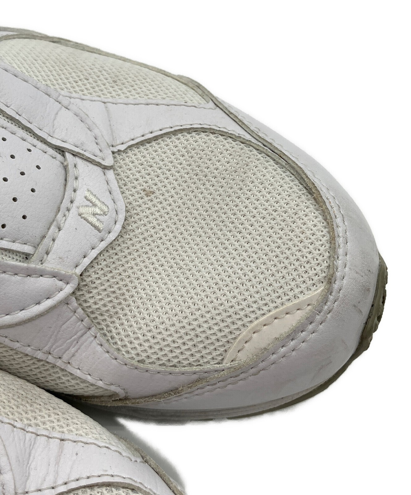 New Balance 2002R Mule White BFb54