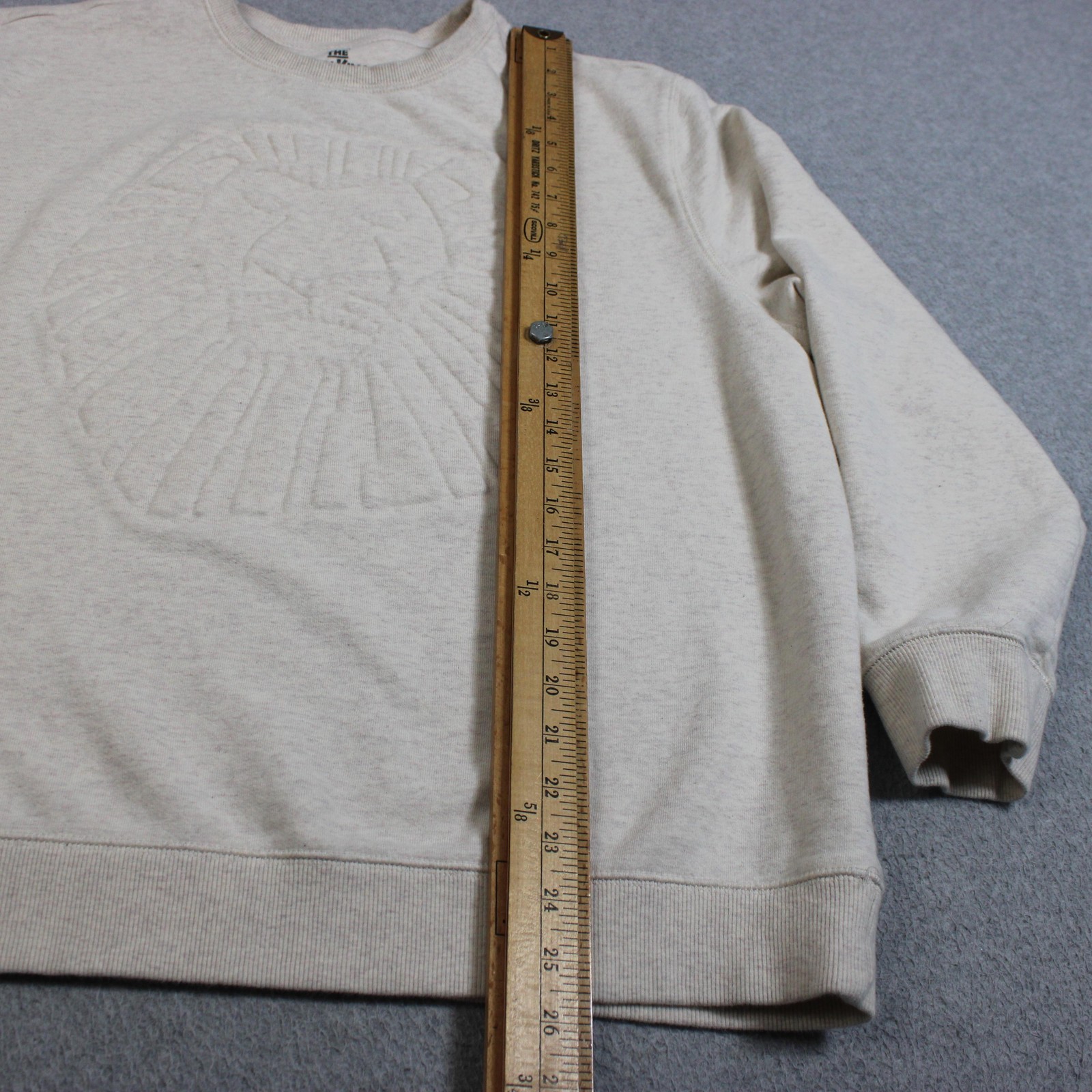 Disney Lion King Sweatshirt Mens XL Beige Tonal Lion Fleece Pullover Musical