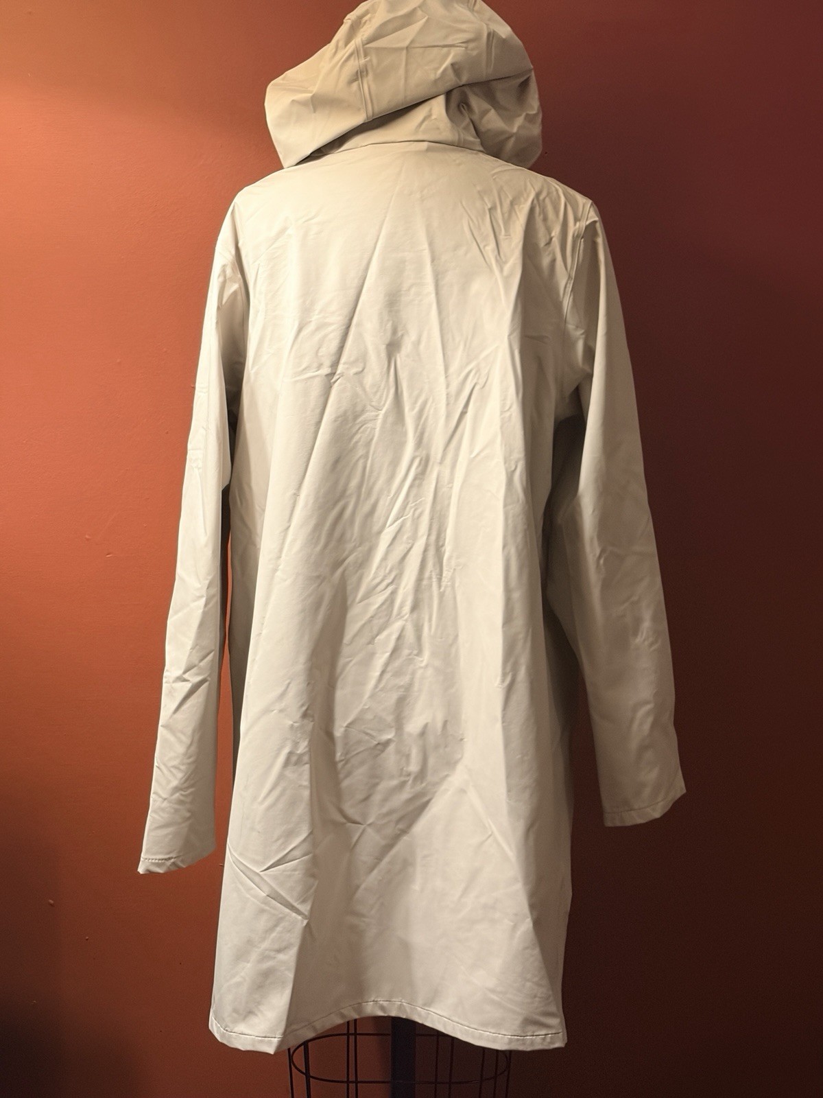 Stutterheim Raincoat Off-White Beige Hooded Waterproof Jacket Unisex Size S Flaw