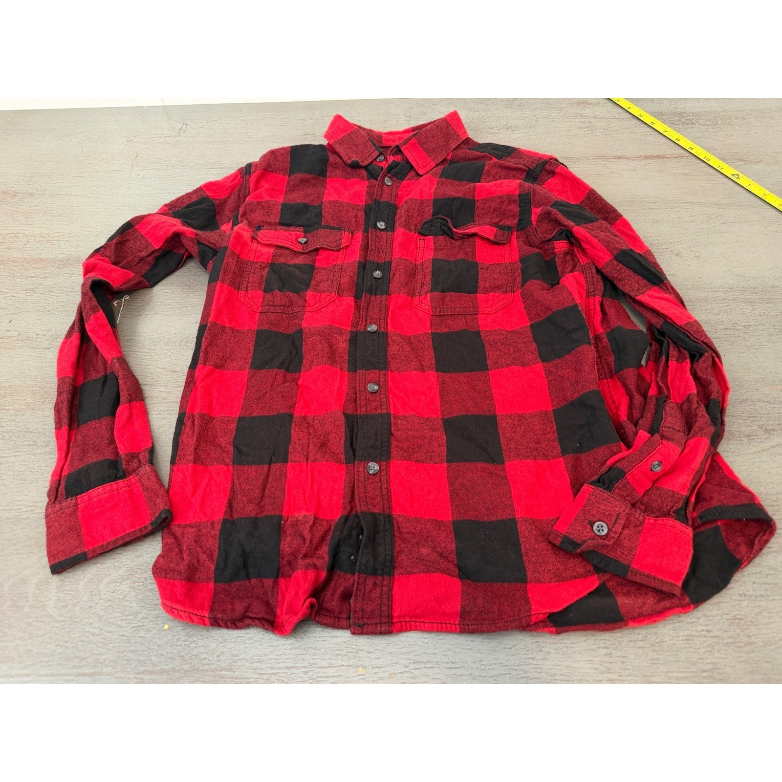 George Mens Red Black Buffalo Plaid Flannel Shirt Medium Long Sleeve Button Down