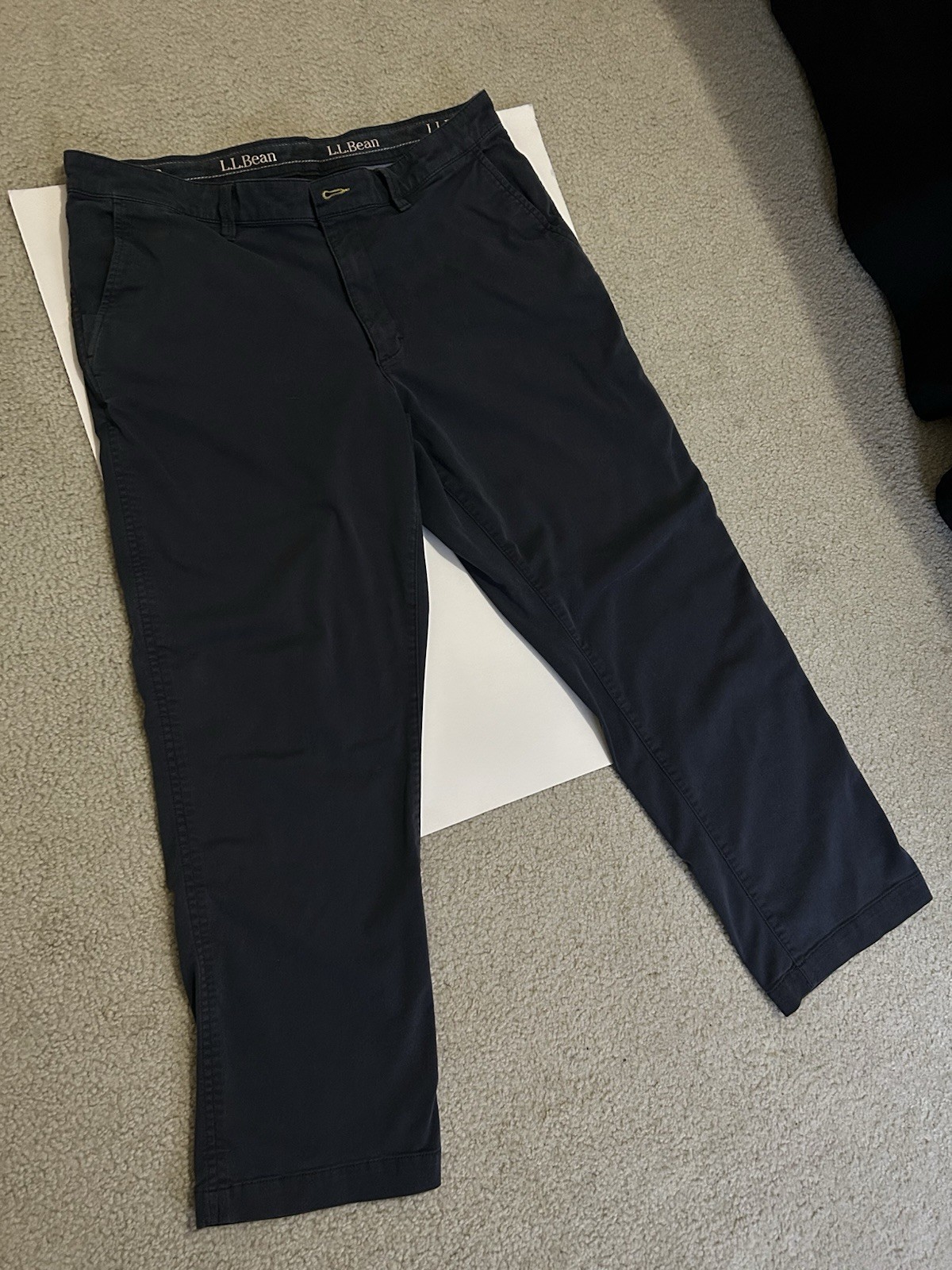 L.L.Bean 36W Men’s Black CoolMax Classic Fit Straight Leg Twill Chino Pants