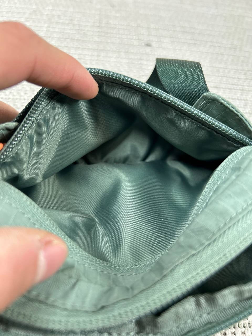 Lululemon Mini Bag Everywhere Olive Ripstop Inner Pocket Adjustable Waist Belt