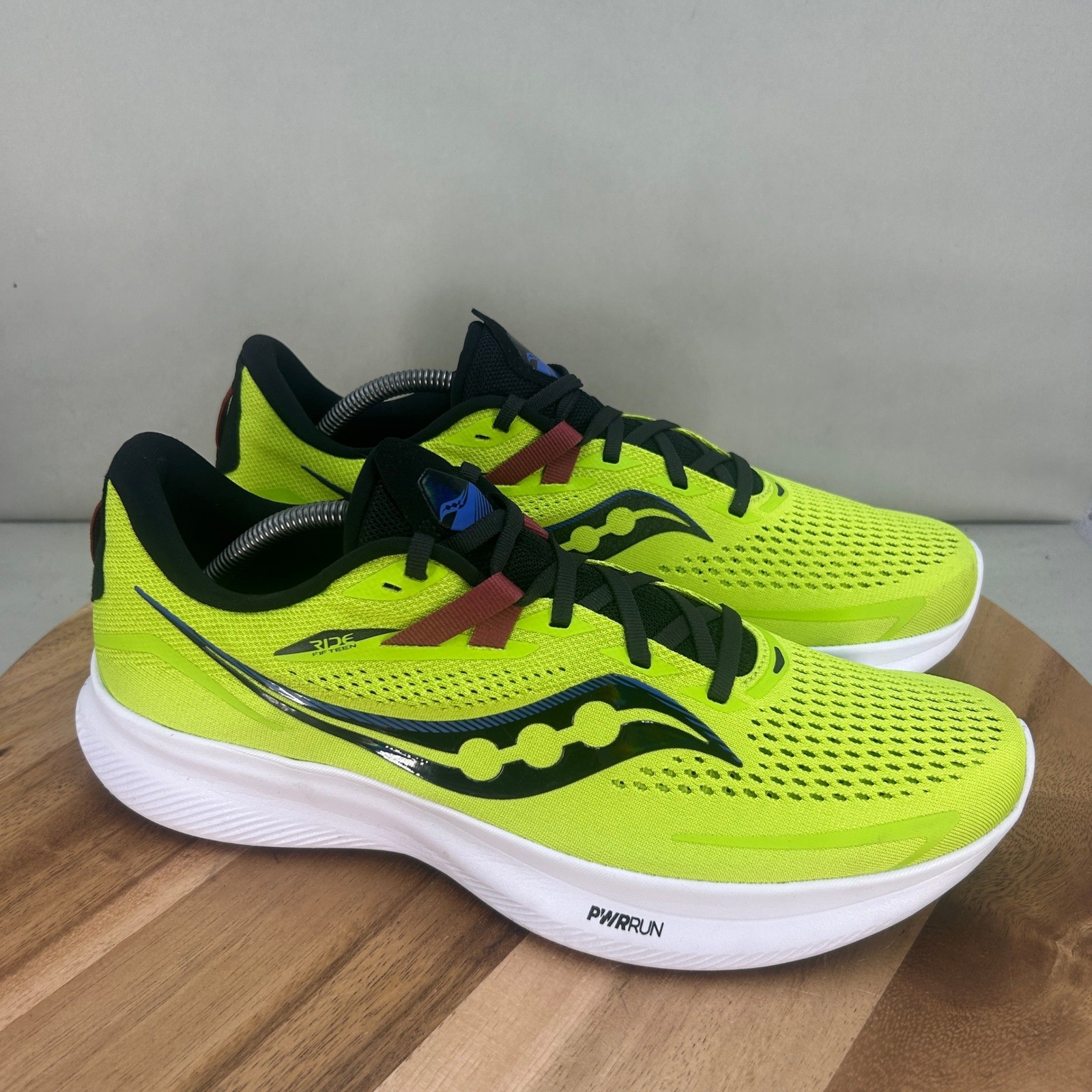 Saucony Ride 15 Mens Running Shoes Yellow Lime Black S20729-25 Size 11.5