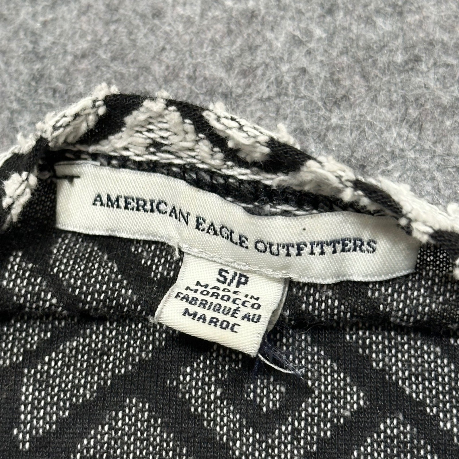 American Eagle Cardigan Womens S Black White Aztec Tribal Open Front Knit Top